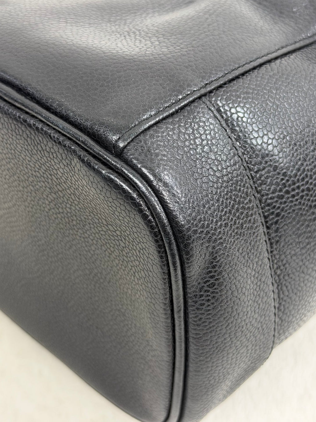 Chanel Caviar Skin Cosmetic Bag