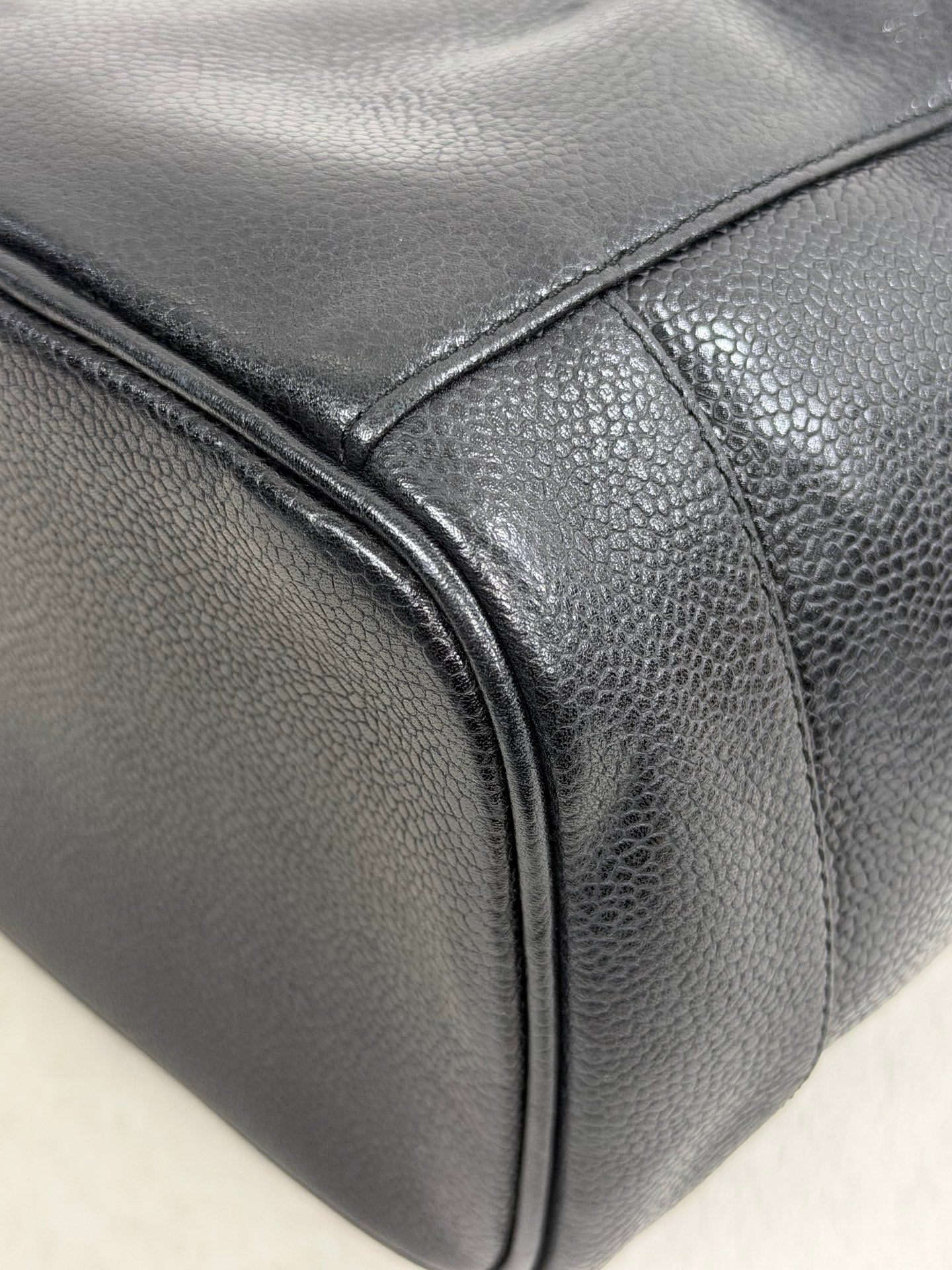 Chanel Caviar Skin Cosmetic Bag