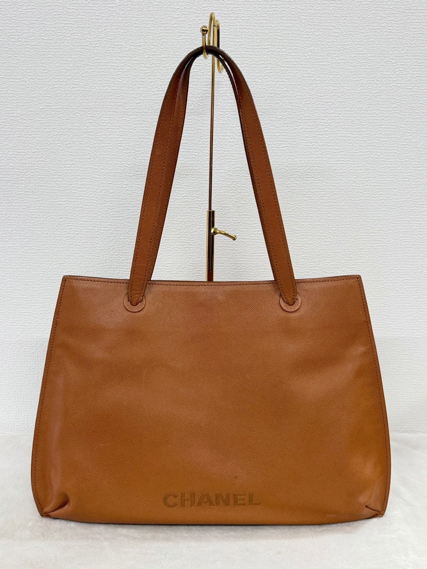 CHANEL Logo Shoulder Tote Caviar Whiskey British Tan Leather Authentic