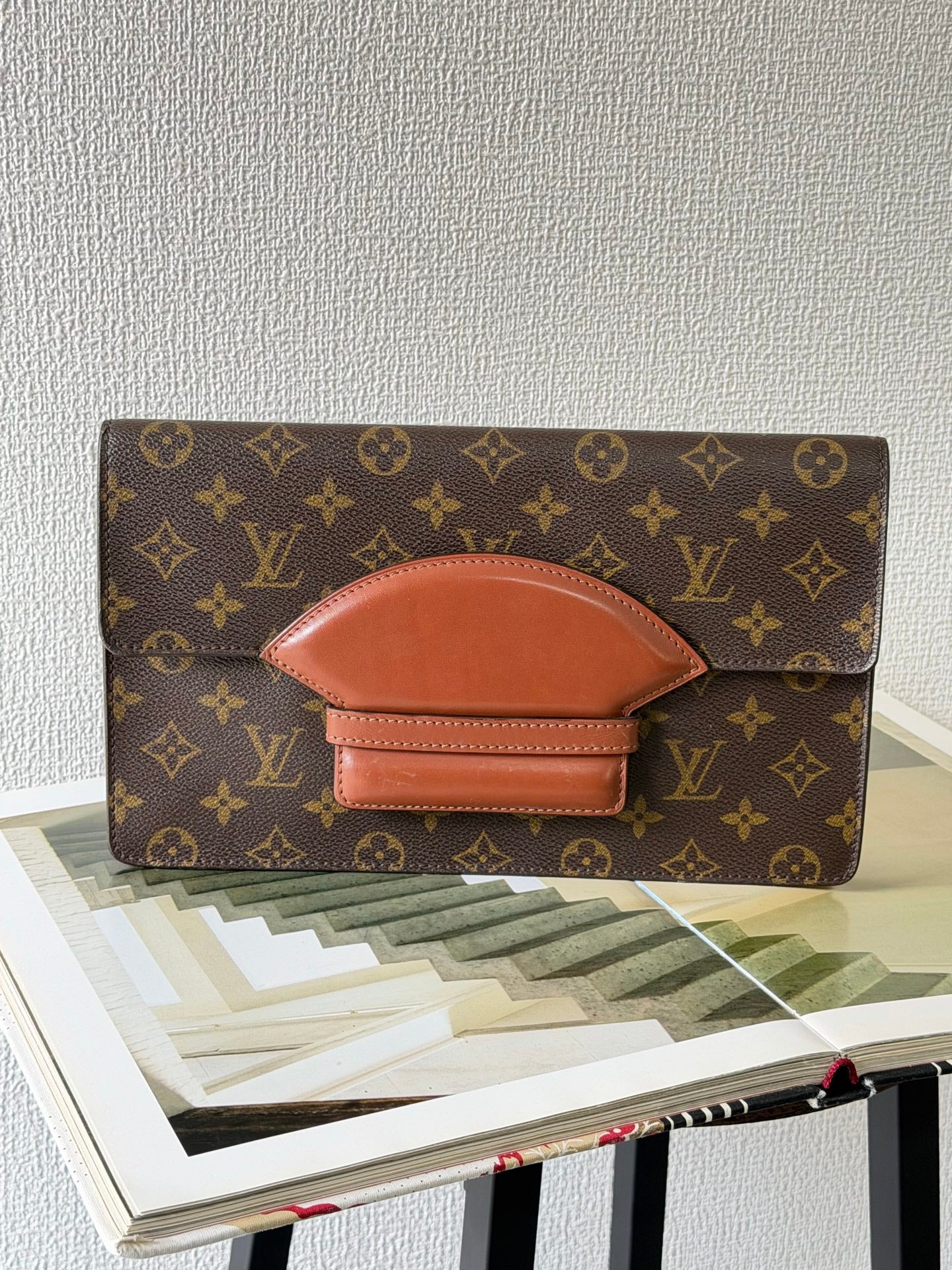 Louis Vuitton Chaillot Clutch