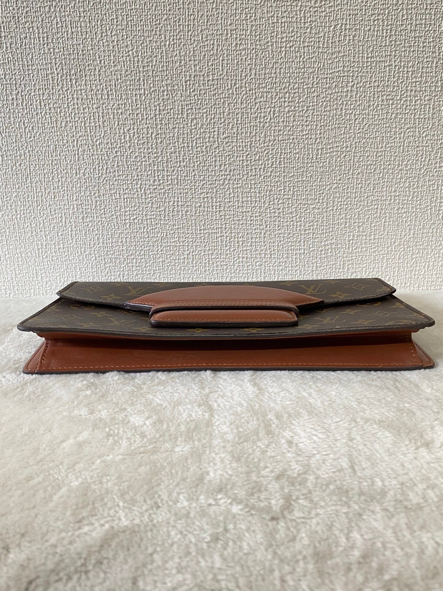 Louis Vuitton Chaillot Clutch