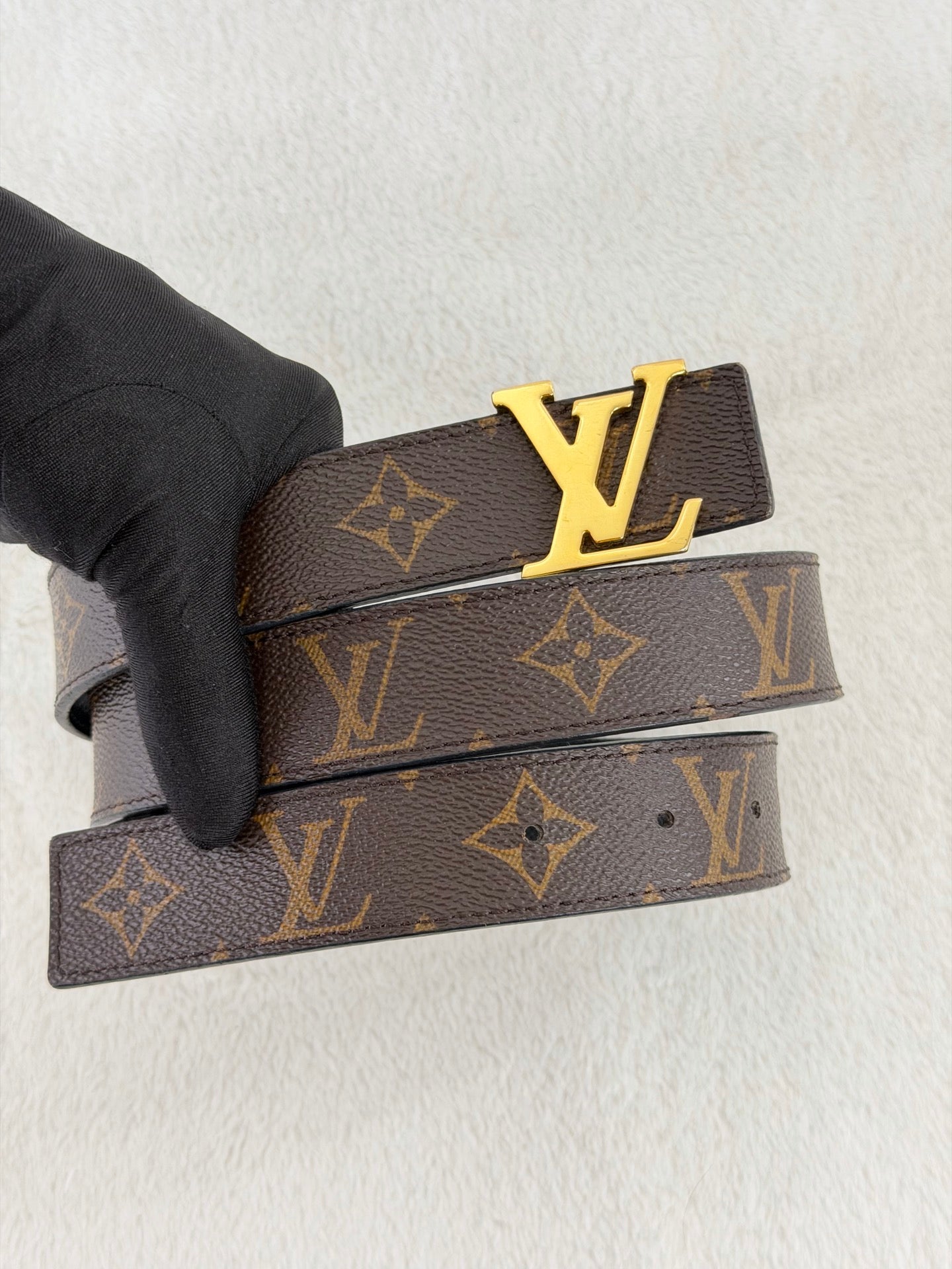 Louis Vuitton Monogram LV Initiales Belt