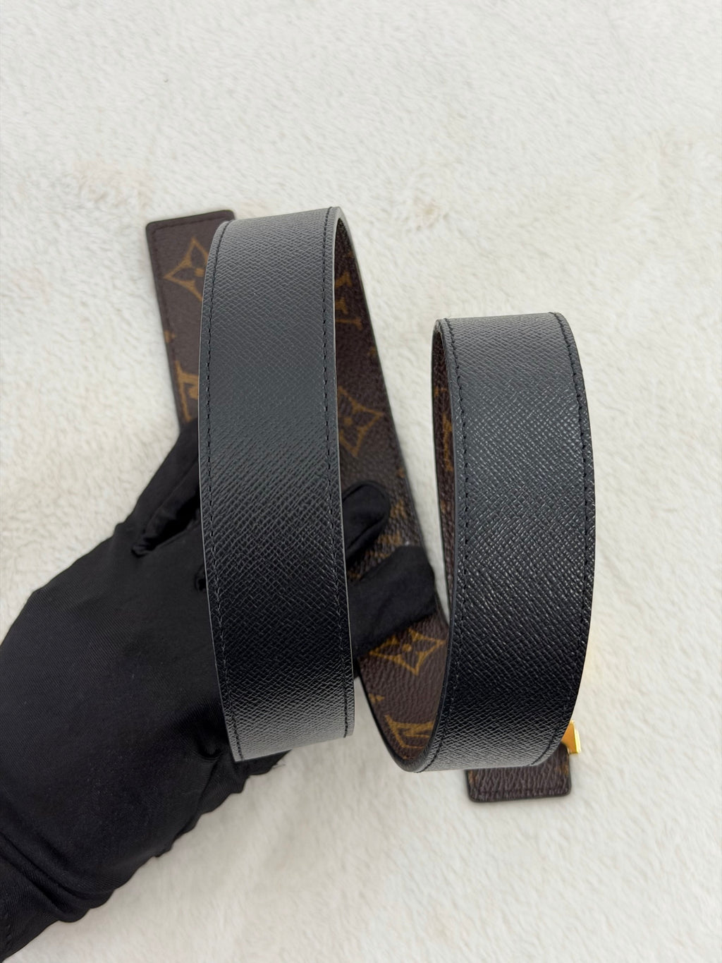 Louis Vuitton Monogram LV Initiales Belt