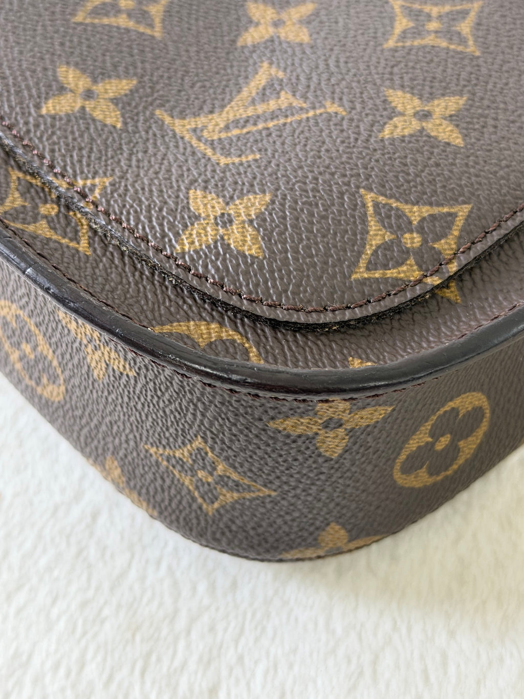 Louis Vuitton Monogram Horseshoe Buckle Saddle Bag