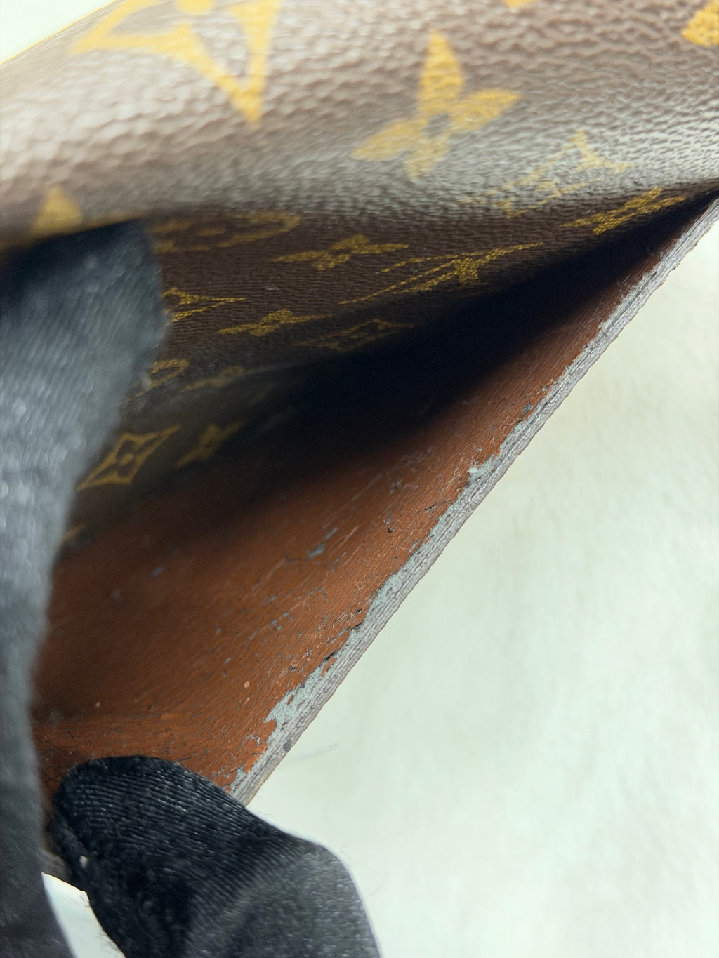 Louis Vuitton Monogram Horseshoe Buckle Saddle Bag