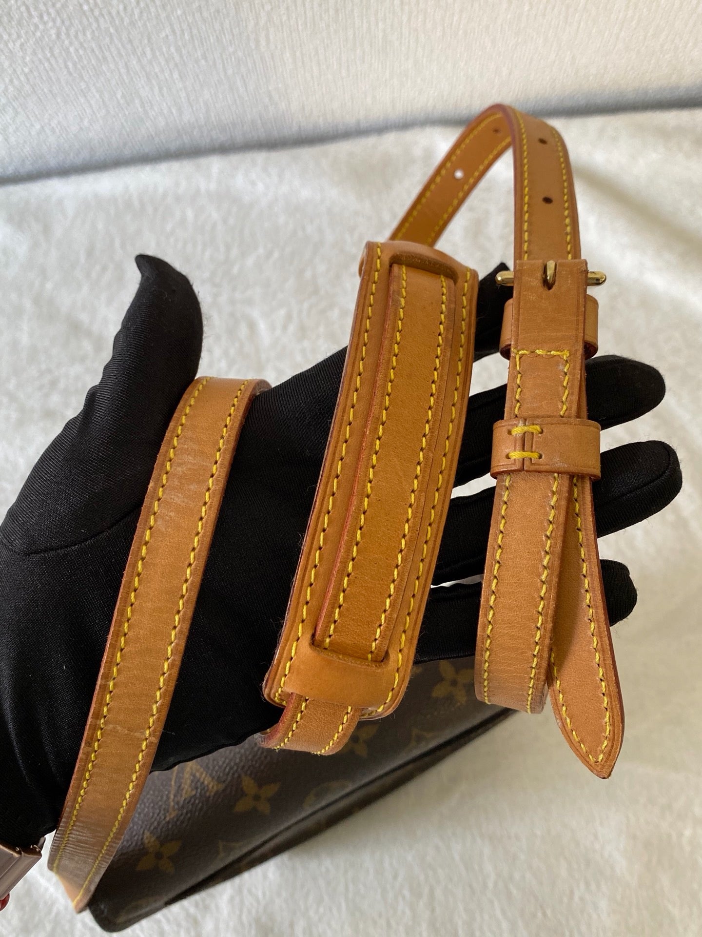 Louis Vuitton Monogram Horseshoe Buckle Saddle Bag