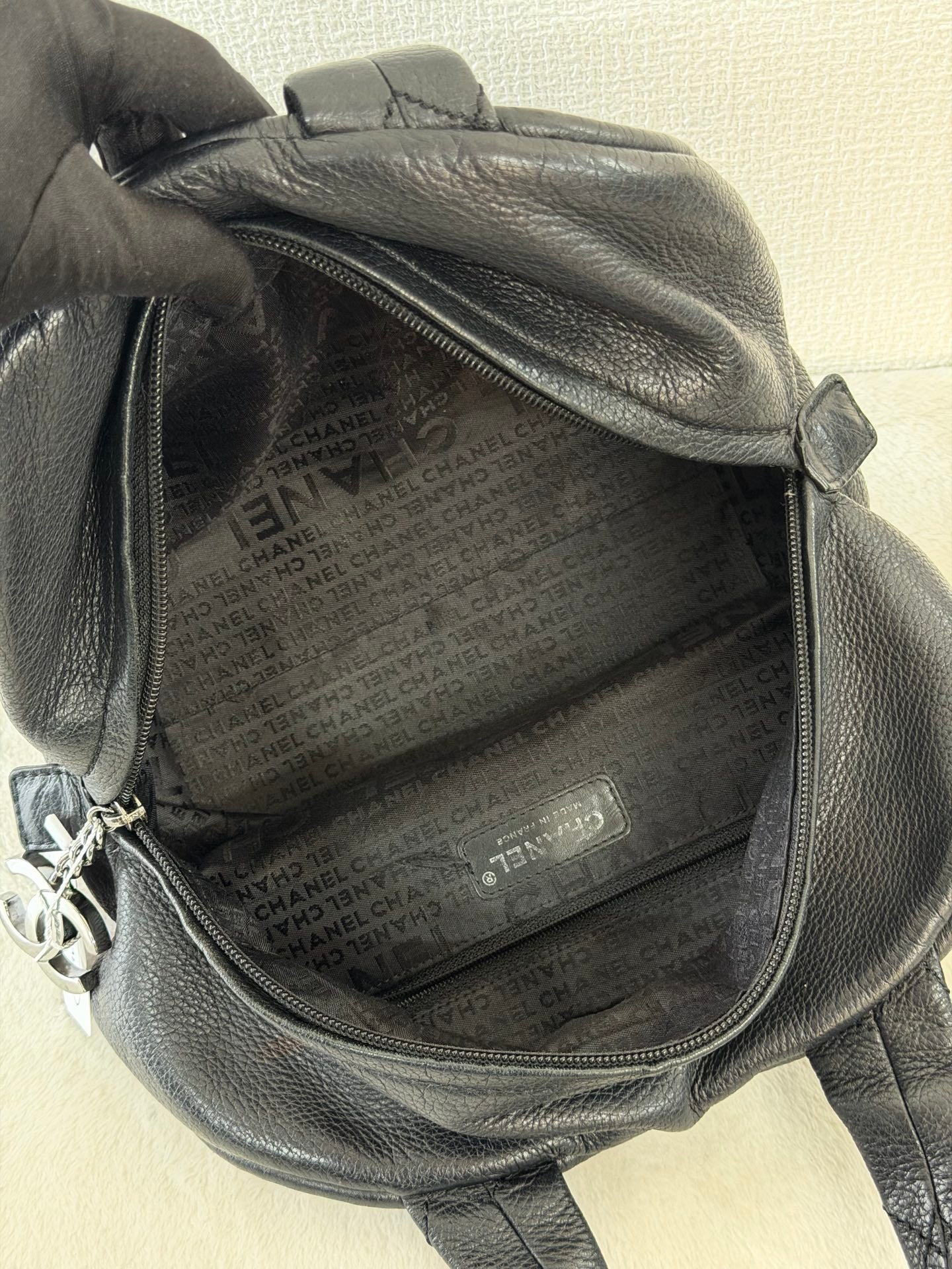 CHANEL Black Leather Bucket Handbag