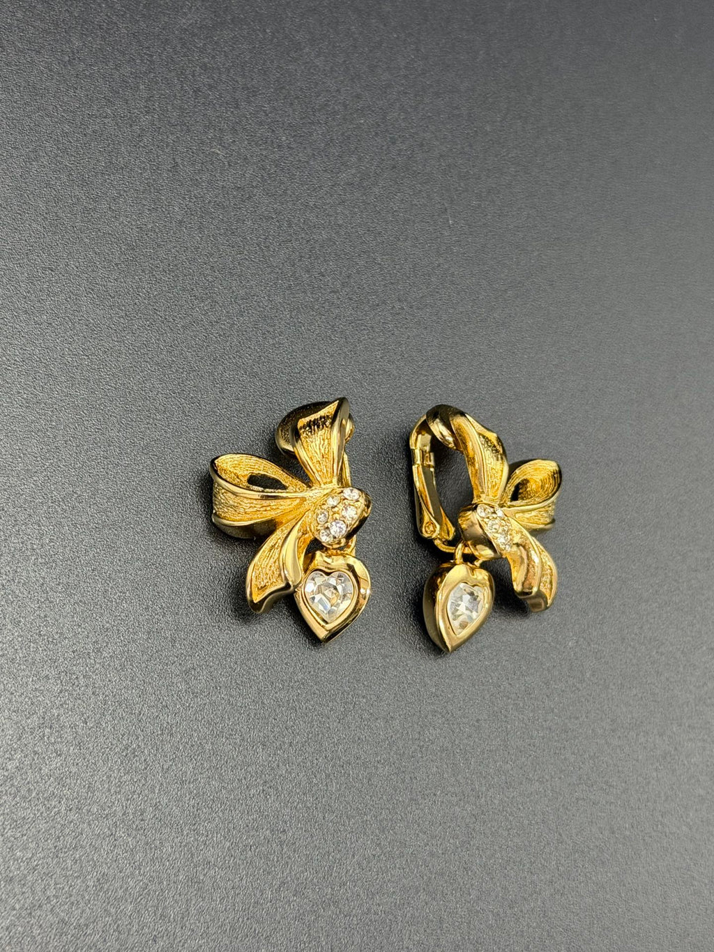 Christian Dior Ribbon Bow Heart Crystal Rhinestone Dangle Clip On Earrings