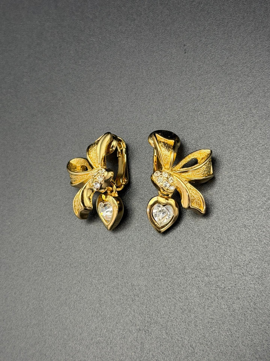 Christian Dior Ribbon Bow Heart Crystal Rhinestone Dangle Clip On Earrings