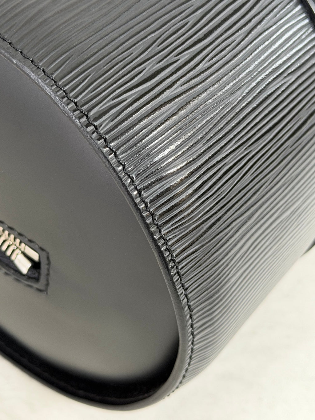 Louis Vuitton Soufflot Epi Handbag  Black Leather LV logo Engraved