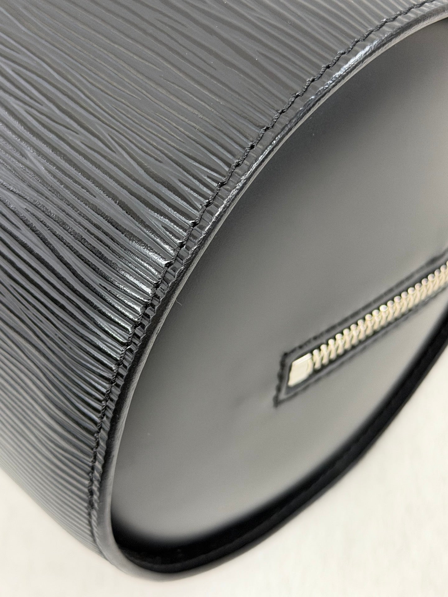 Louis Vuitton Soufflot Epi Handbag  Black Leather LV logo Engraved