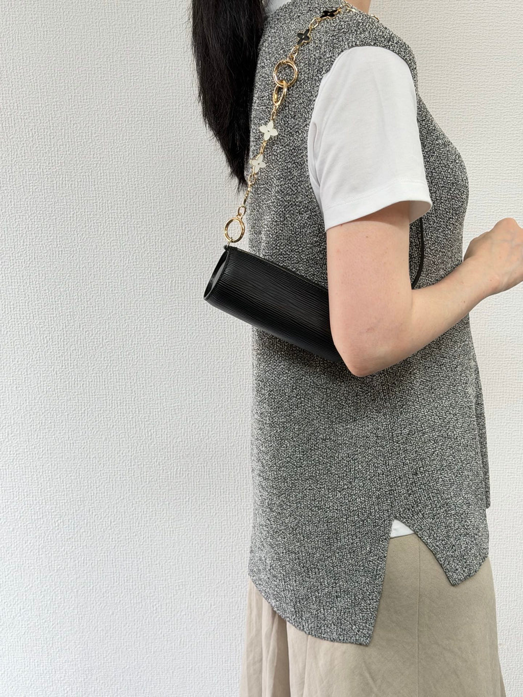 Louis Vuitton Soufflot Epi Handbag  Black Leather LV logo Engraved