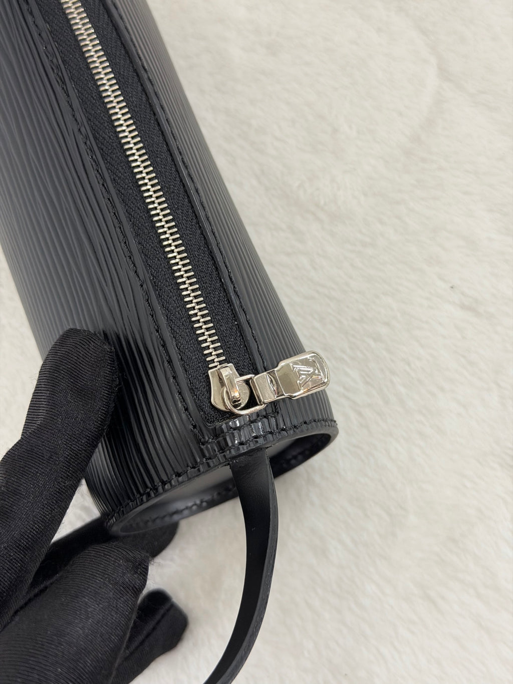 Louis Vuitton Soufflot Epi Handbag  Black Leather LV logo Engraved