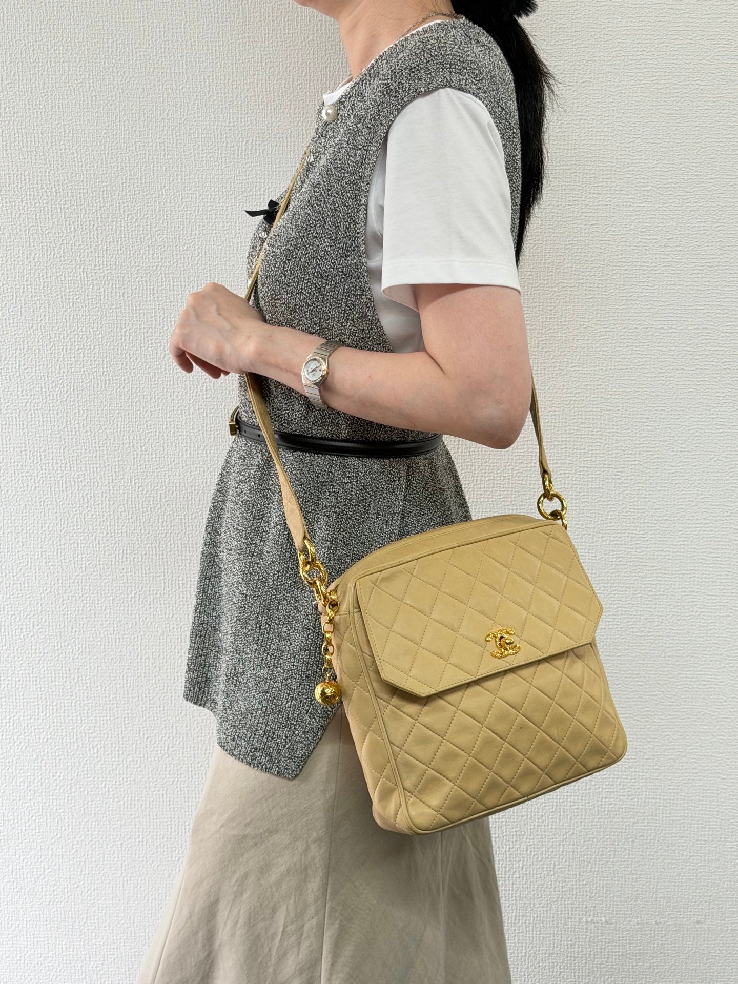 CHANEL Vintage Beige Lambskin Quilted Camera Bag