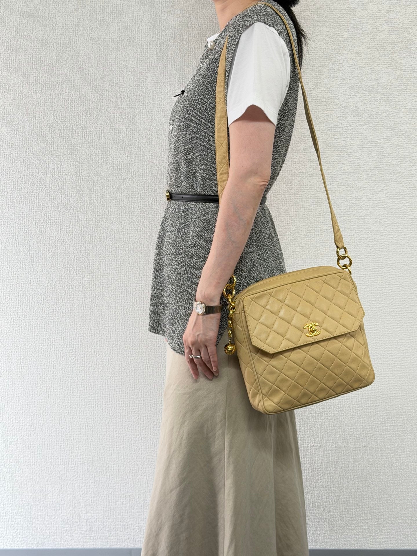 CHANEL Vintage Beige Lambskin Quilted Camera Bag