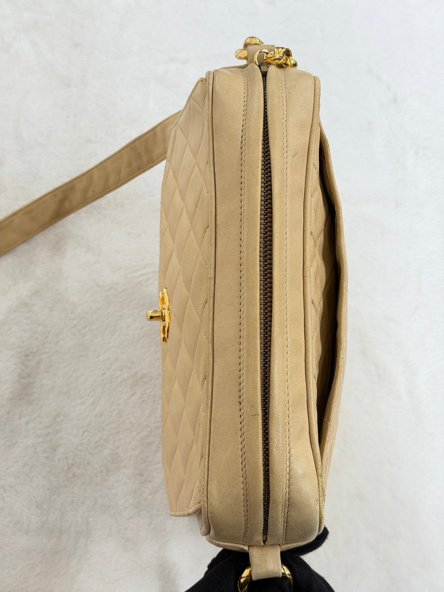 CHANEL Vintage Beige Lambskin Quilted Camera Bag