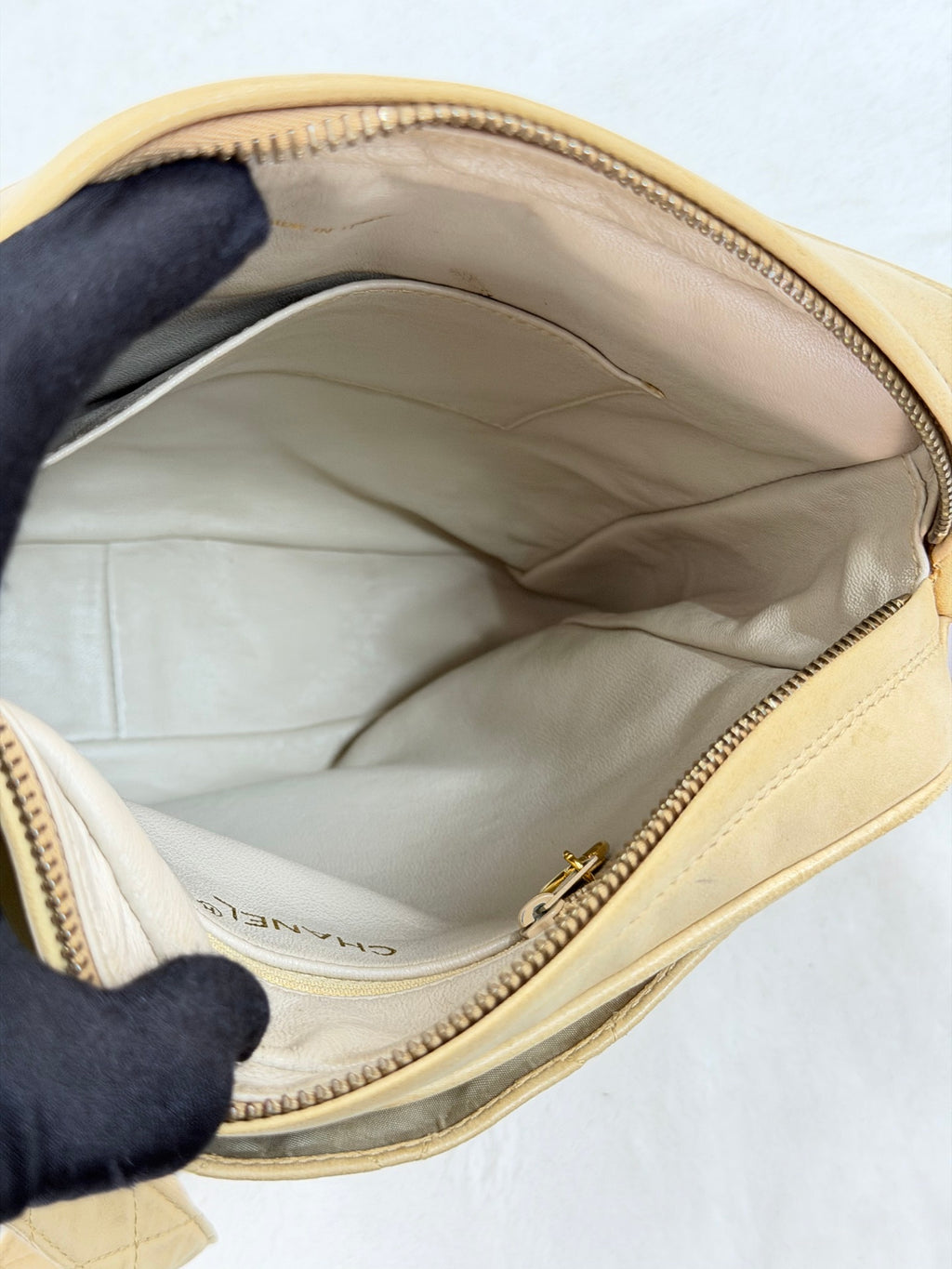 CHANEL Vintage Beige Lambskin Quilted Camera Bag