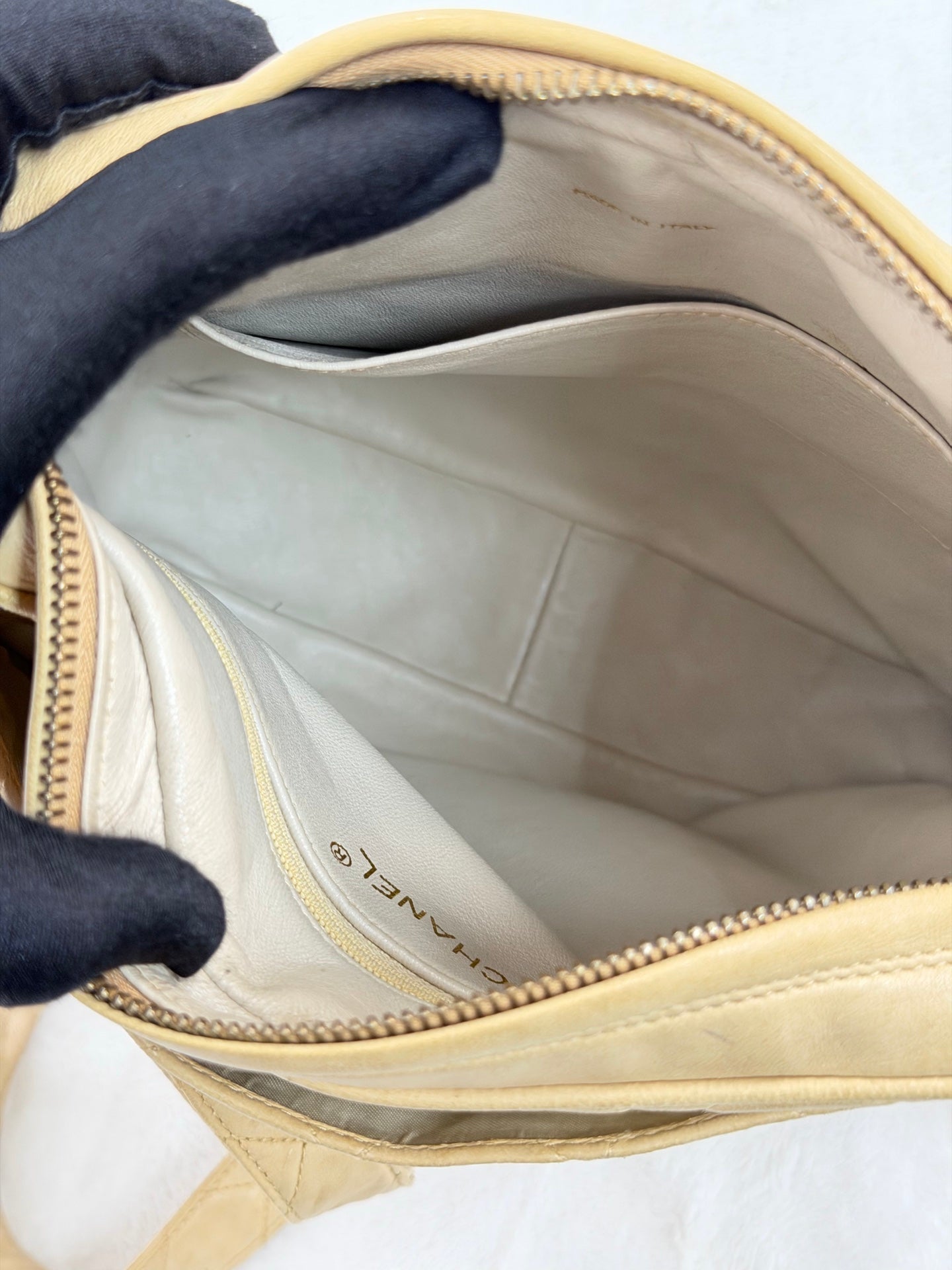 CHANEL Vintage Beige Lambskin Quilted Camera Bag