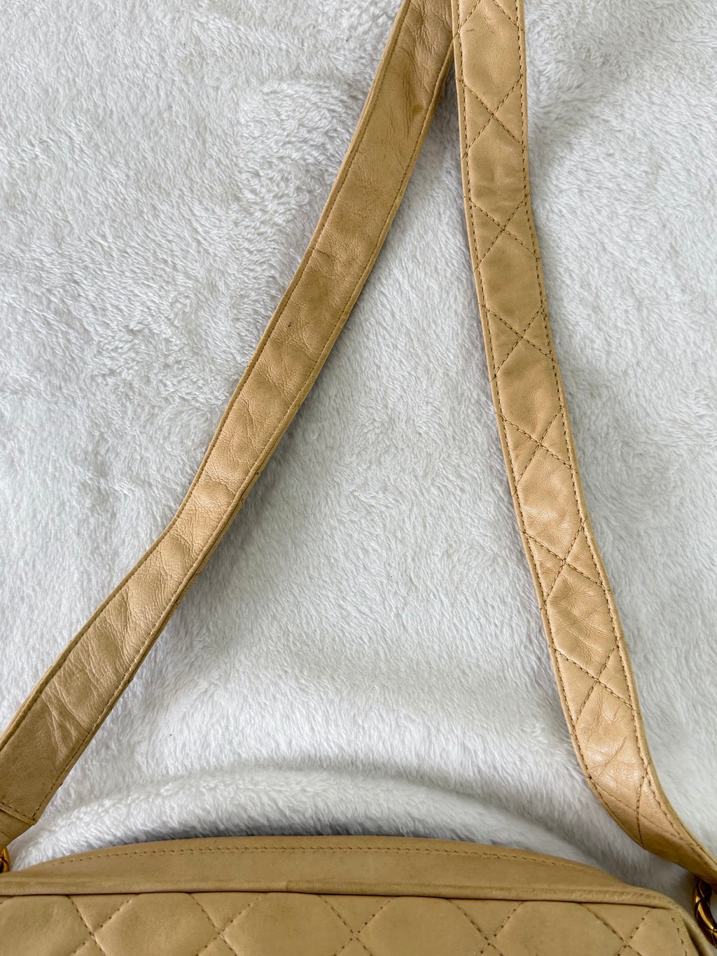 CHANEL Vintage Beige Lambskin Quilted Camera Bag