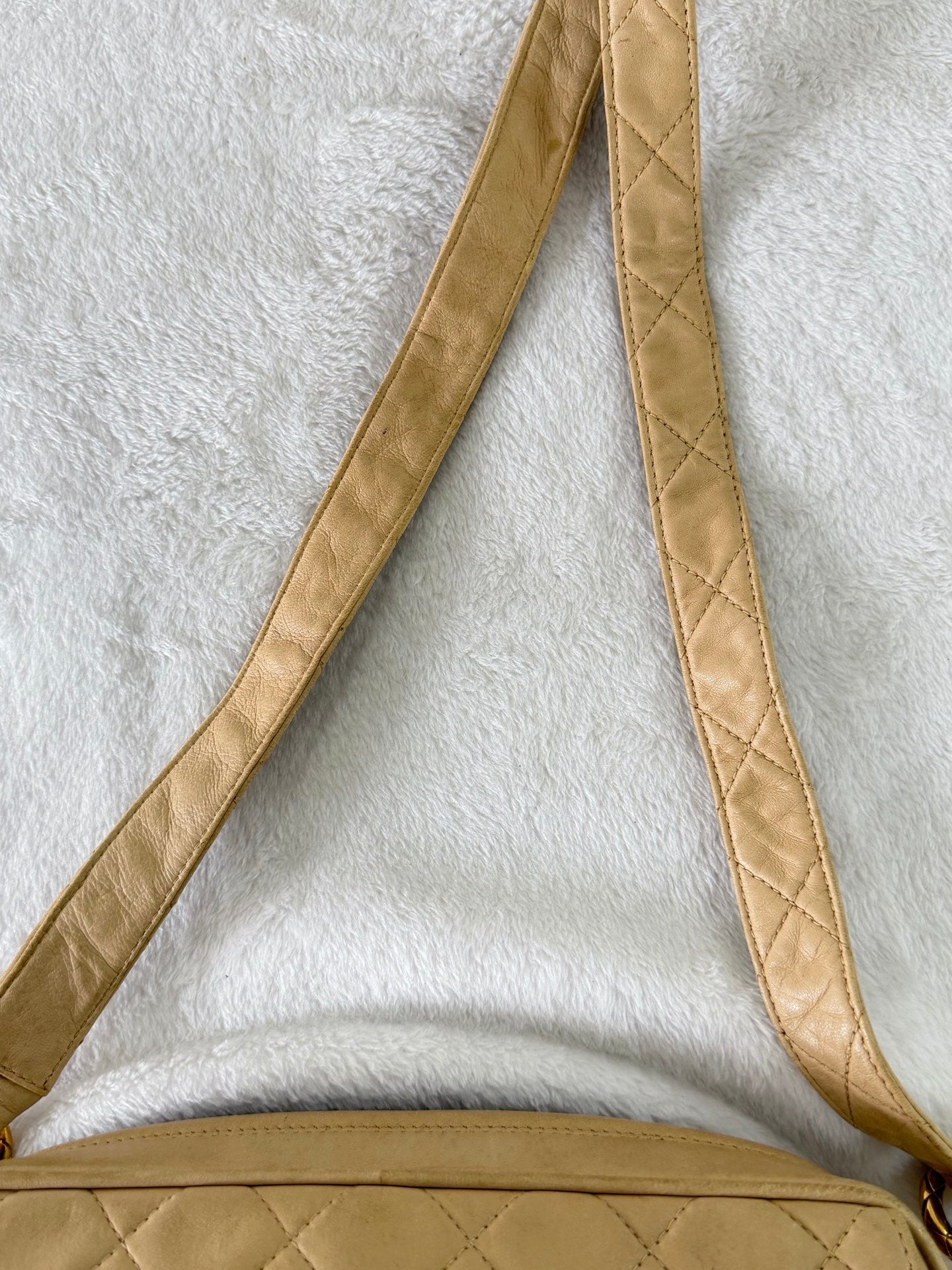 CHANEL Vintage Beige Lambskin Quilted Camera Bag