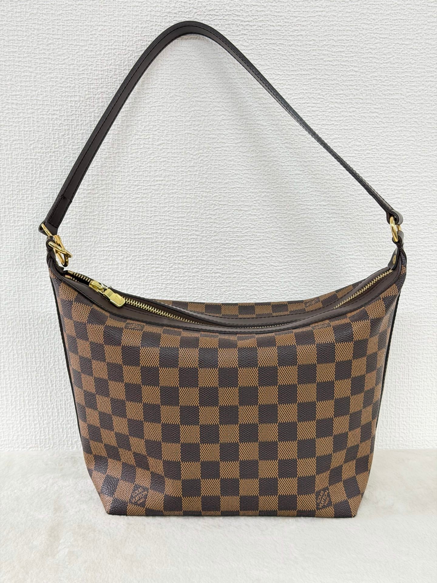 Louis Vuitton Damier Ebene Illovo