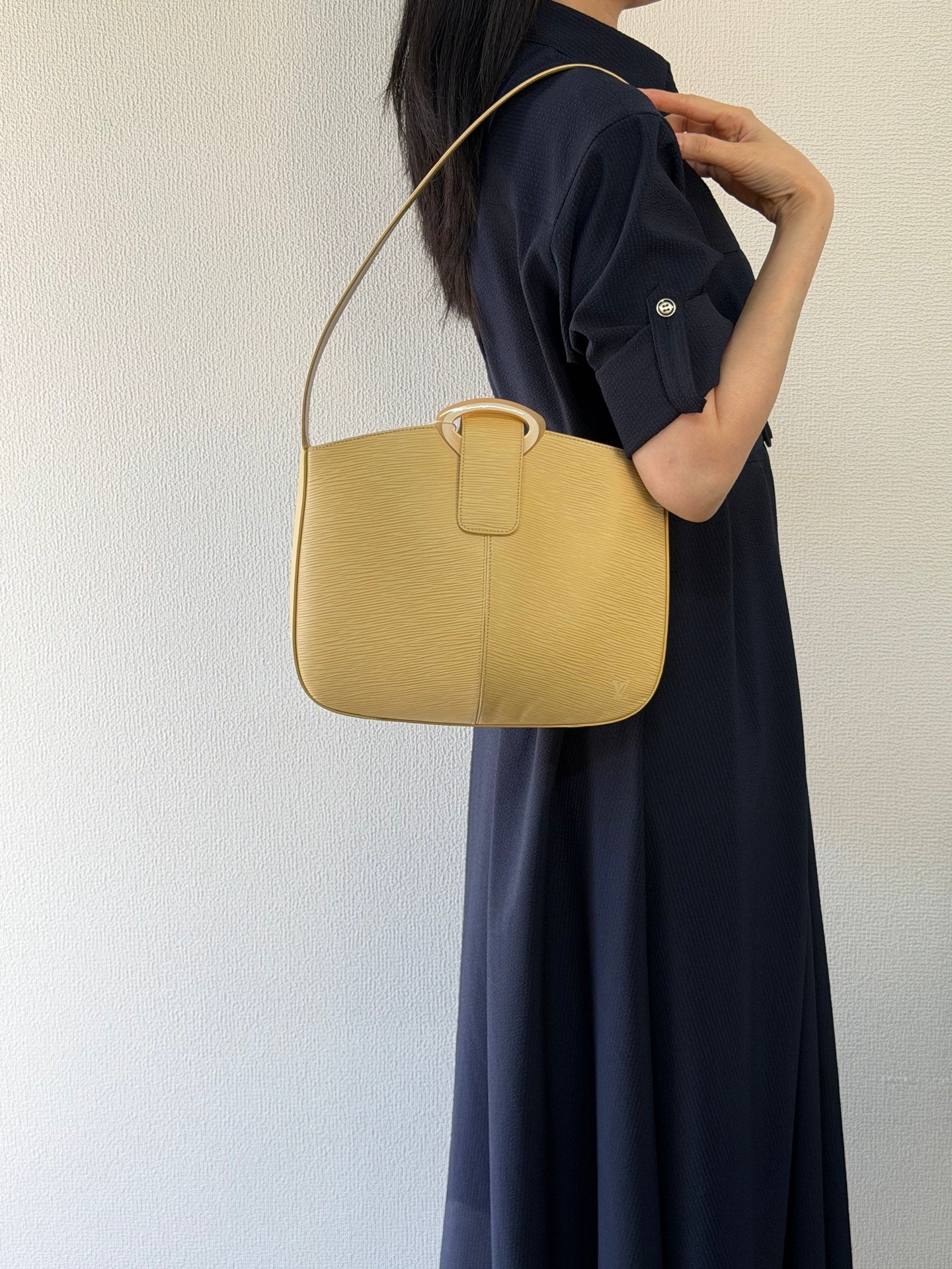 Louis Vuitton Epi Reverie