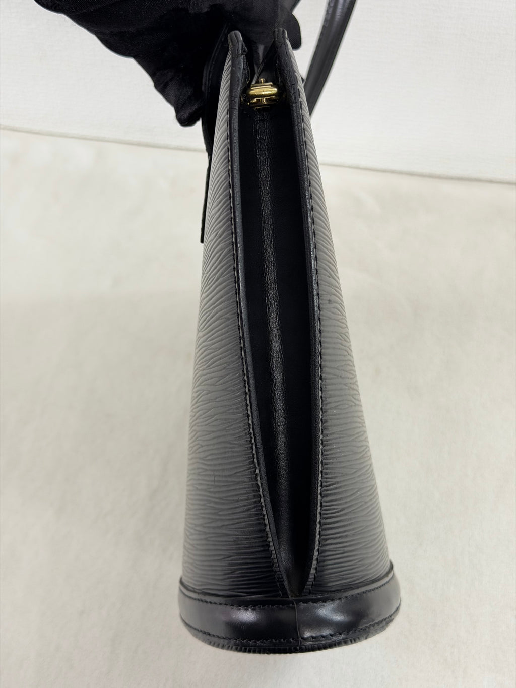 Louis Vuitton Epi Saint Jacques Black