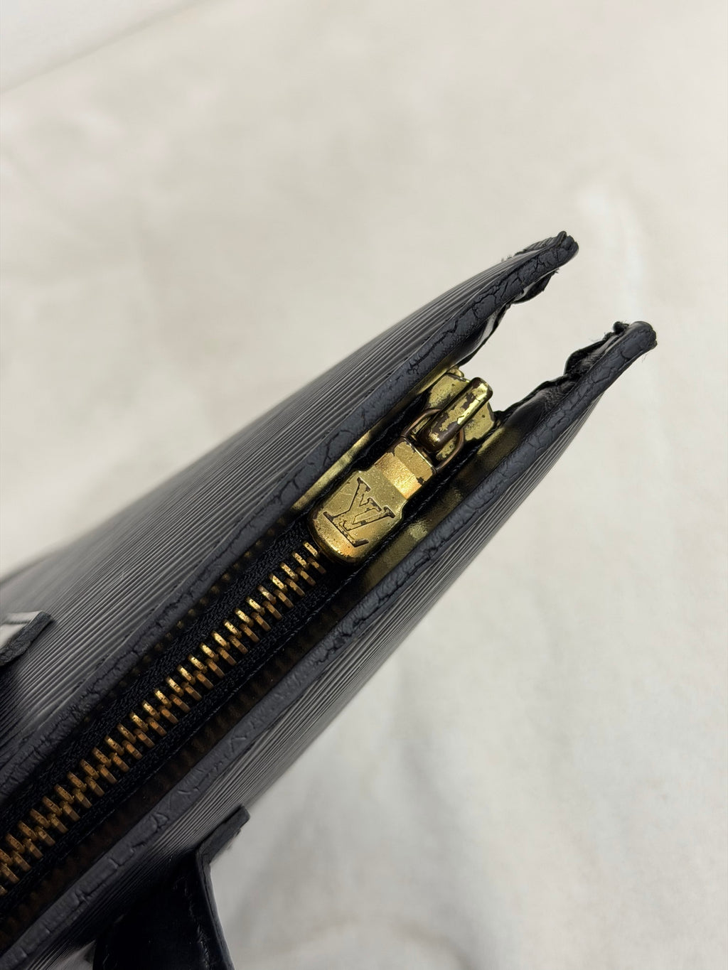 Louis Vuitton Epi Saint Jacques Black