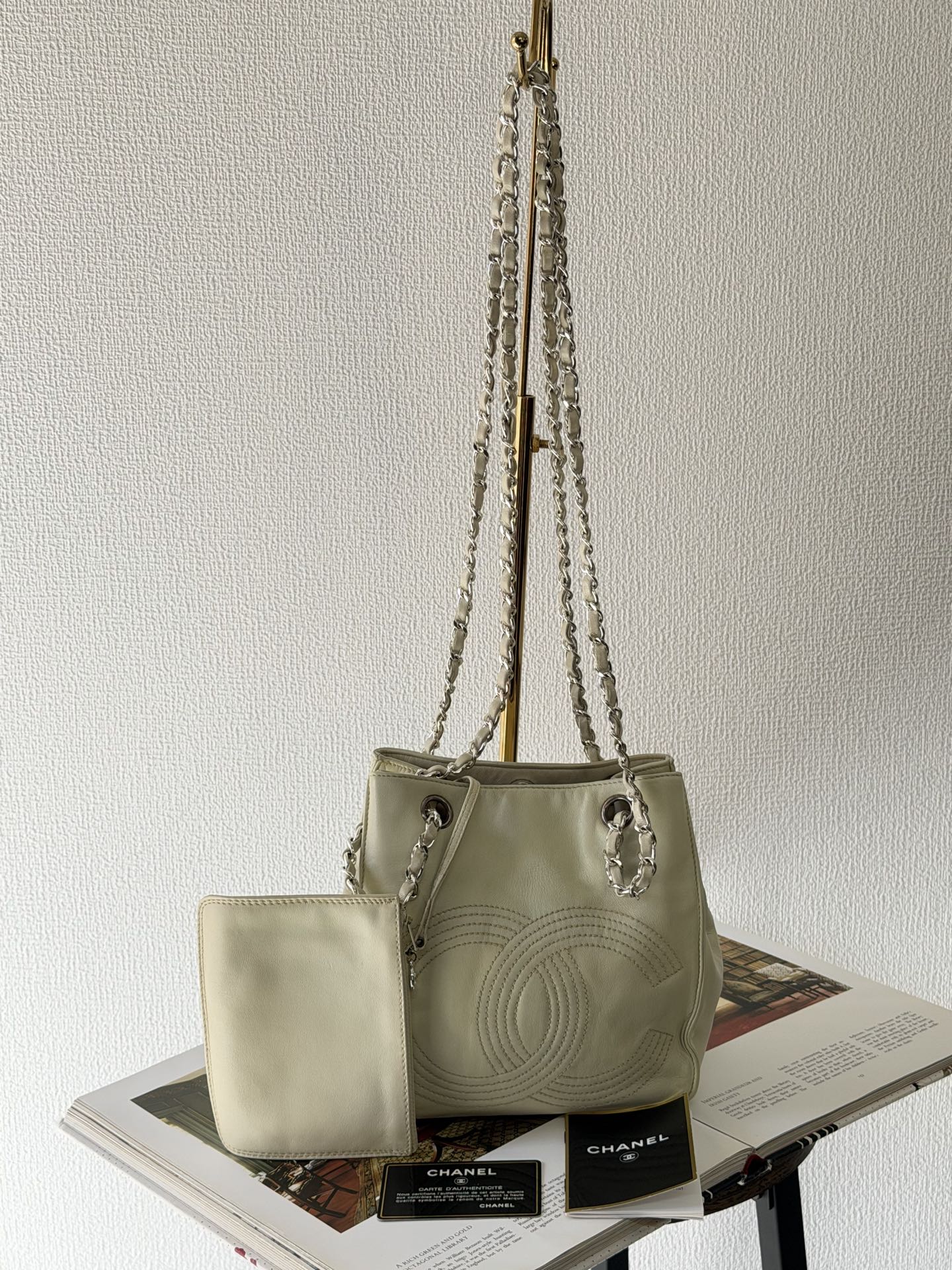 Chanel CC Caviar Skin Chain Shoulder Bag with Pouch