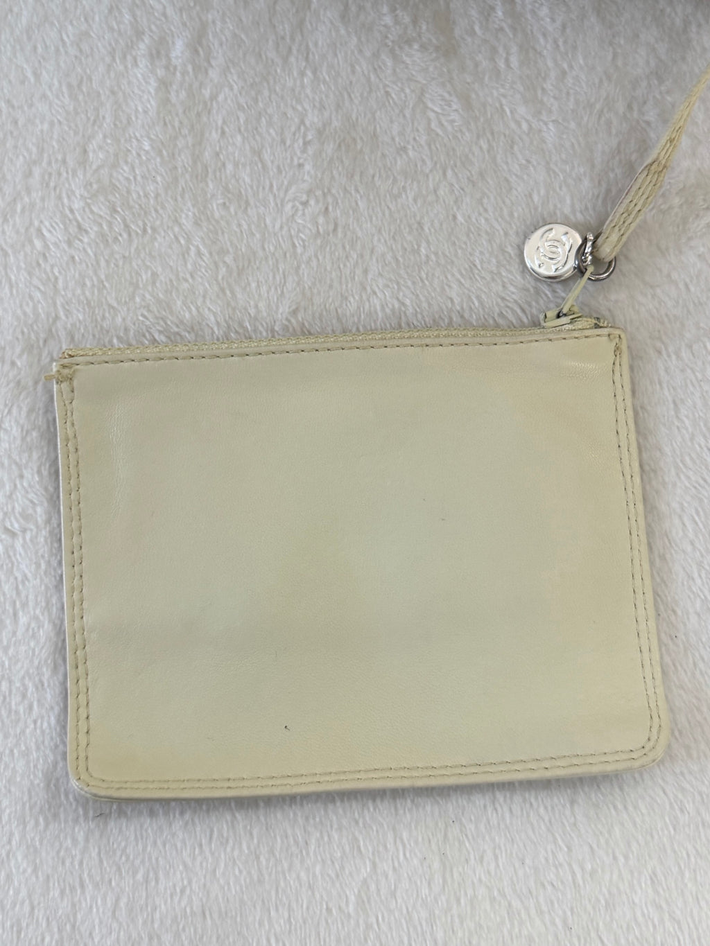 Chanel CC Caviar Skin Chain Shoulder Bag with Pouch