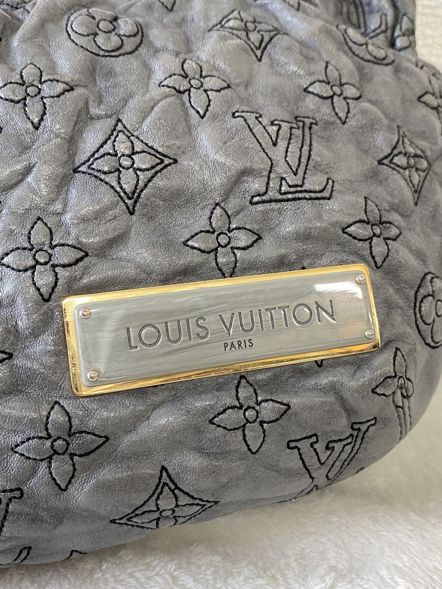 LOUIS VUITTON Hobo bag