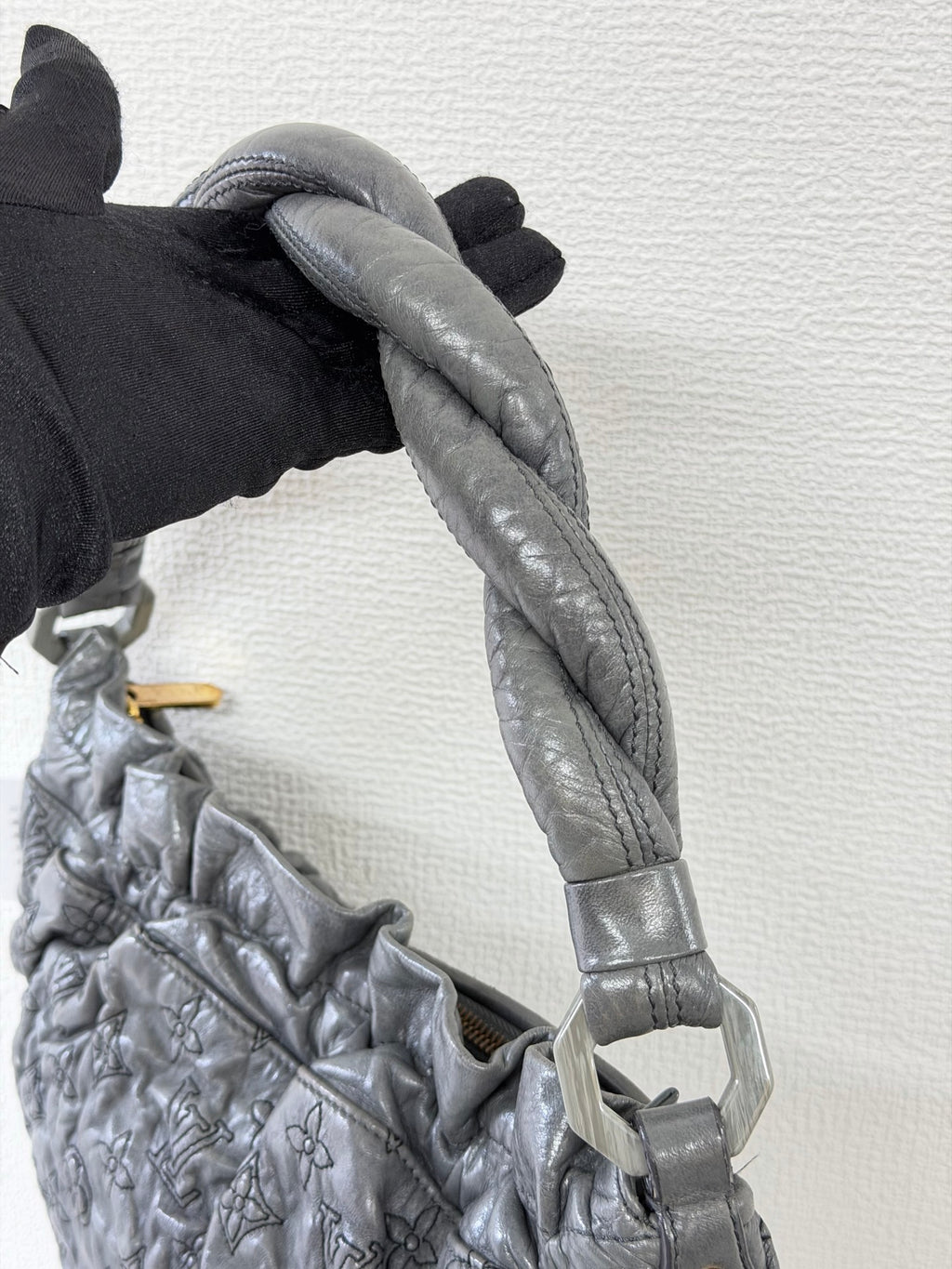 LOUIS VUITTON Hobo bag