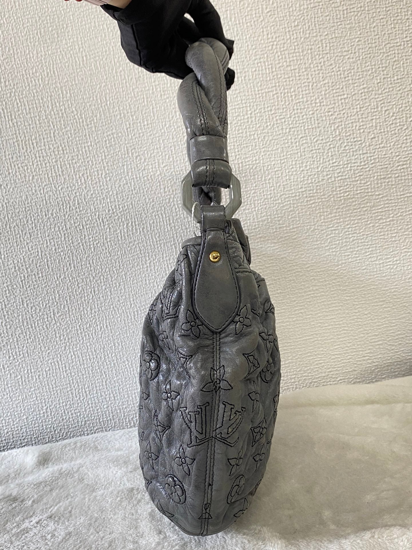 LOUIS VUITTON Hobo bag