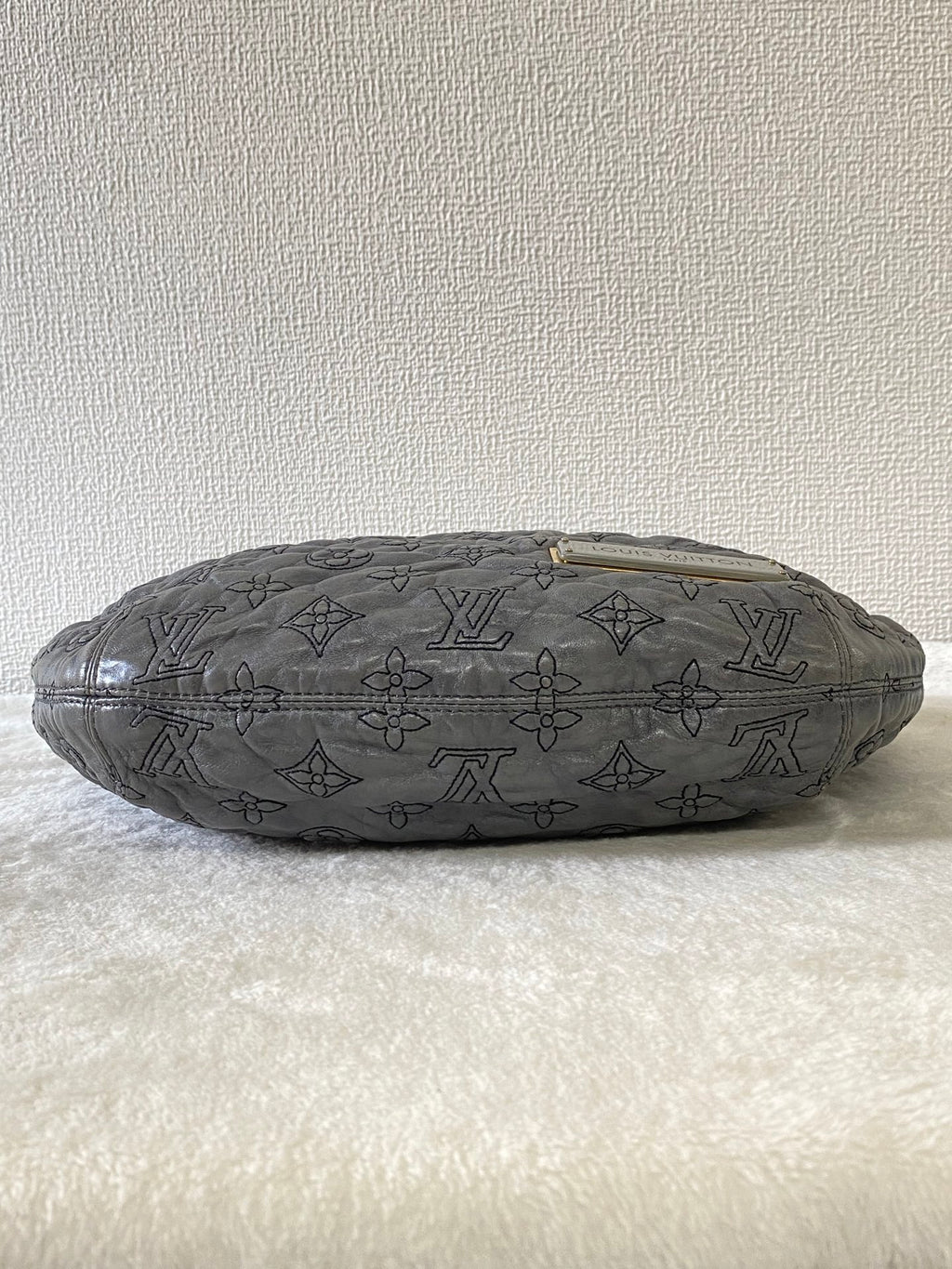 LOUIS VUITTON Hobo bag