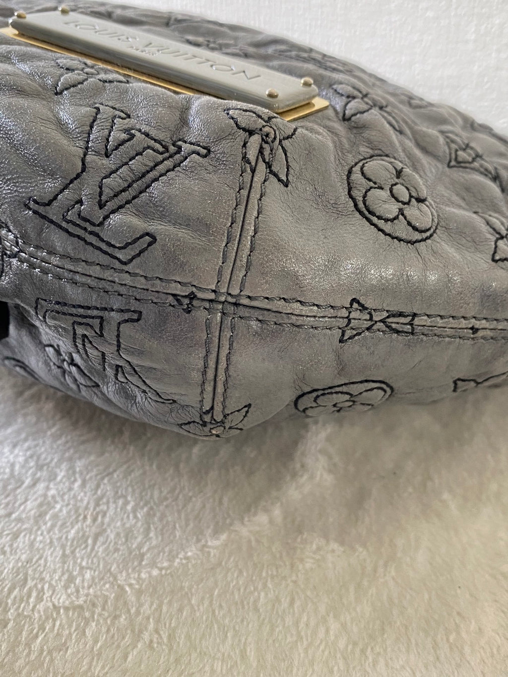 LOUIS VUITTON Hobo bag