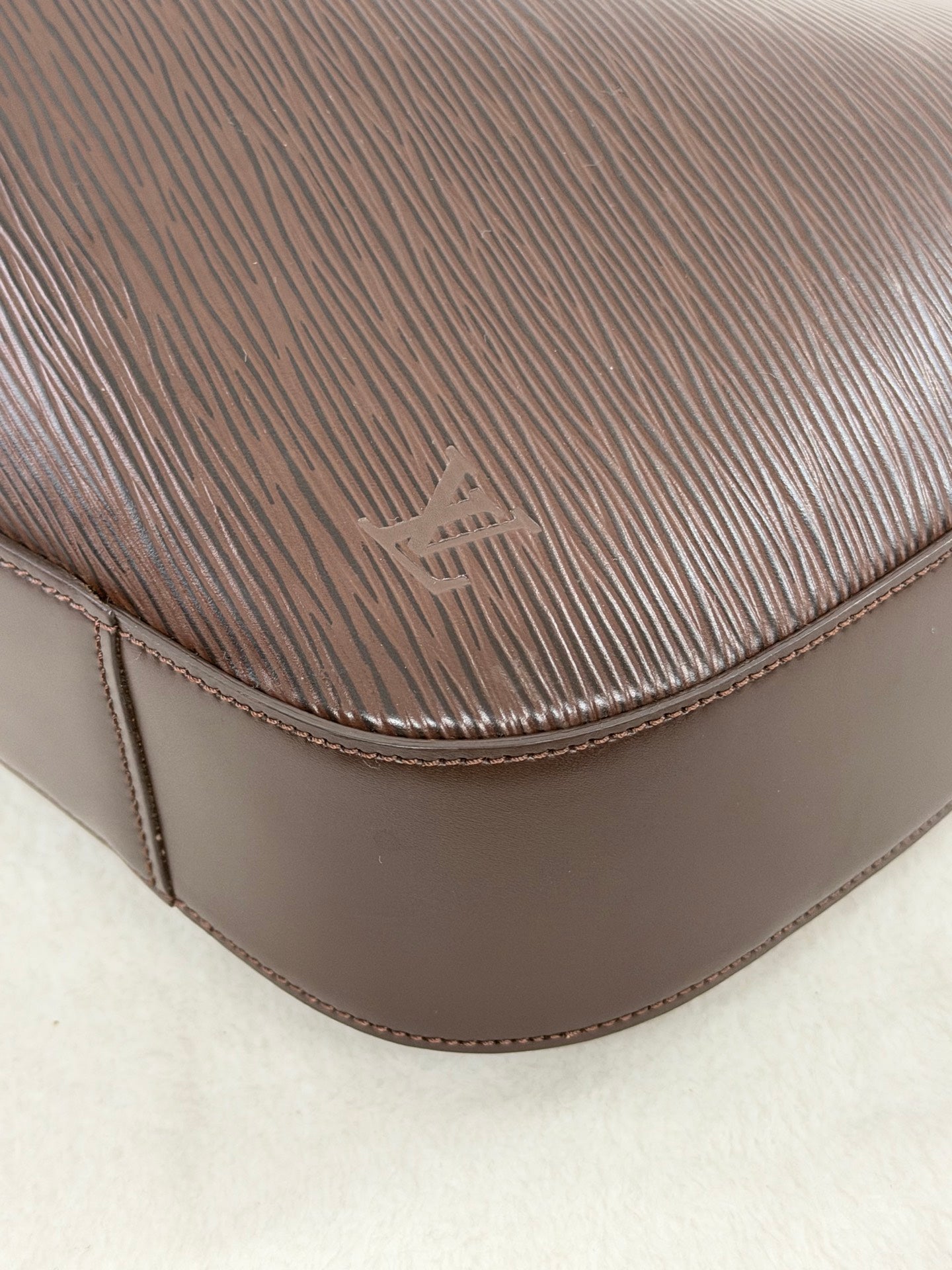 Louis Vuitton Epi Reverie Shoulder Bag