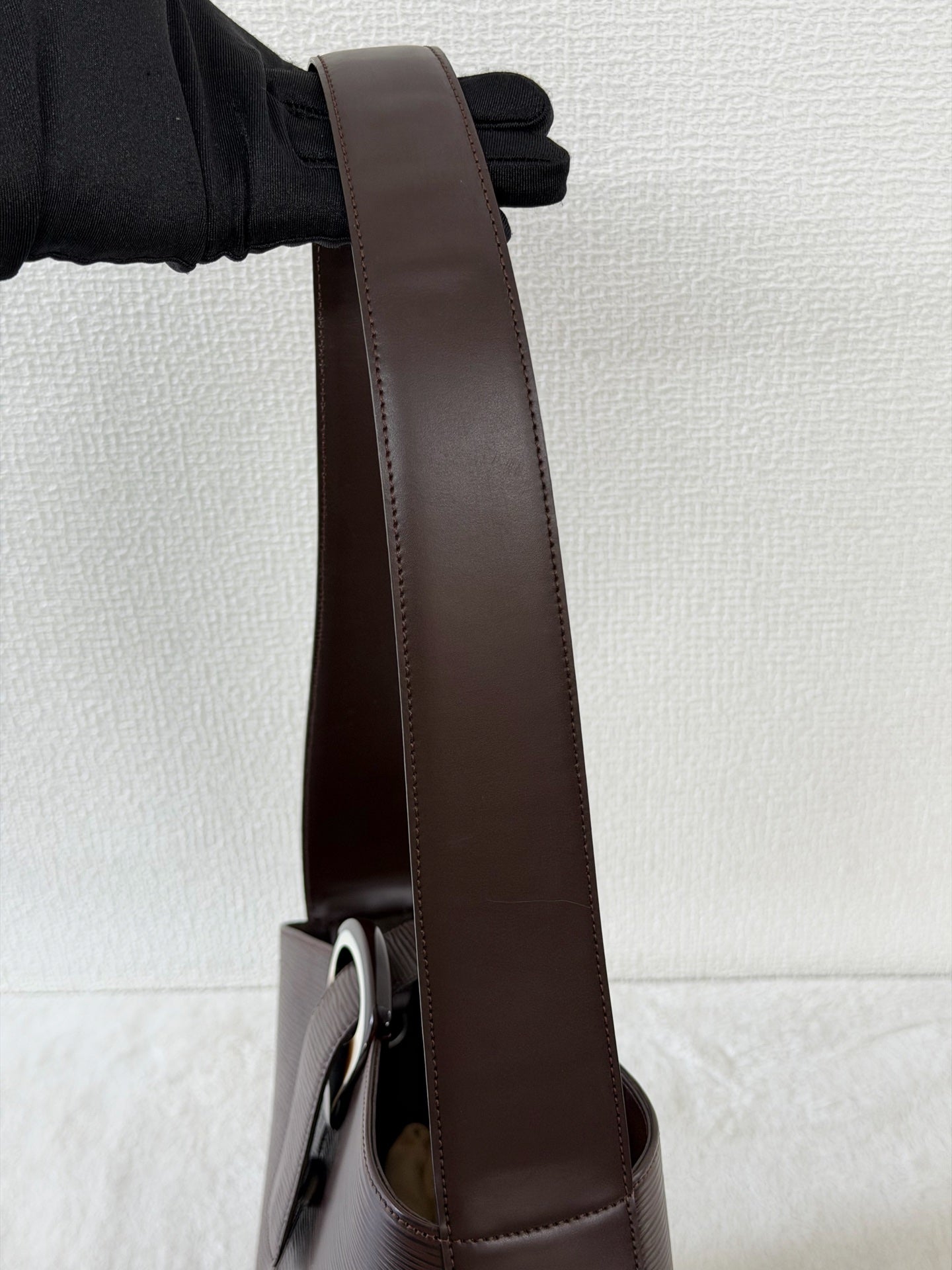 Louis Vuitton Epi Reverie Shoulder Bag