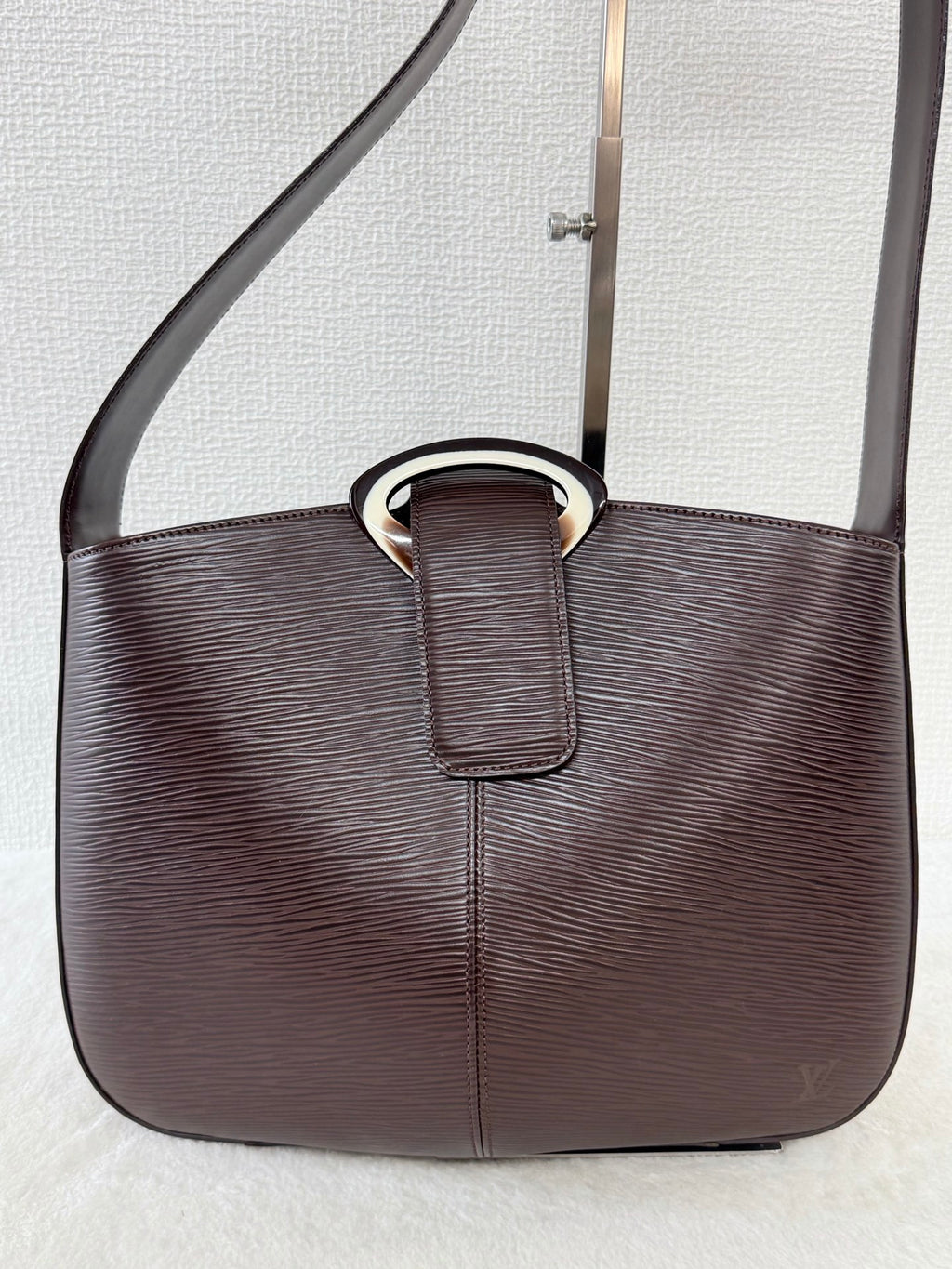 Louis Vuitton Epi Reverie Shoulder Bag