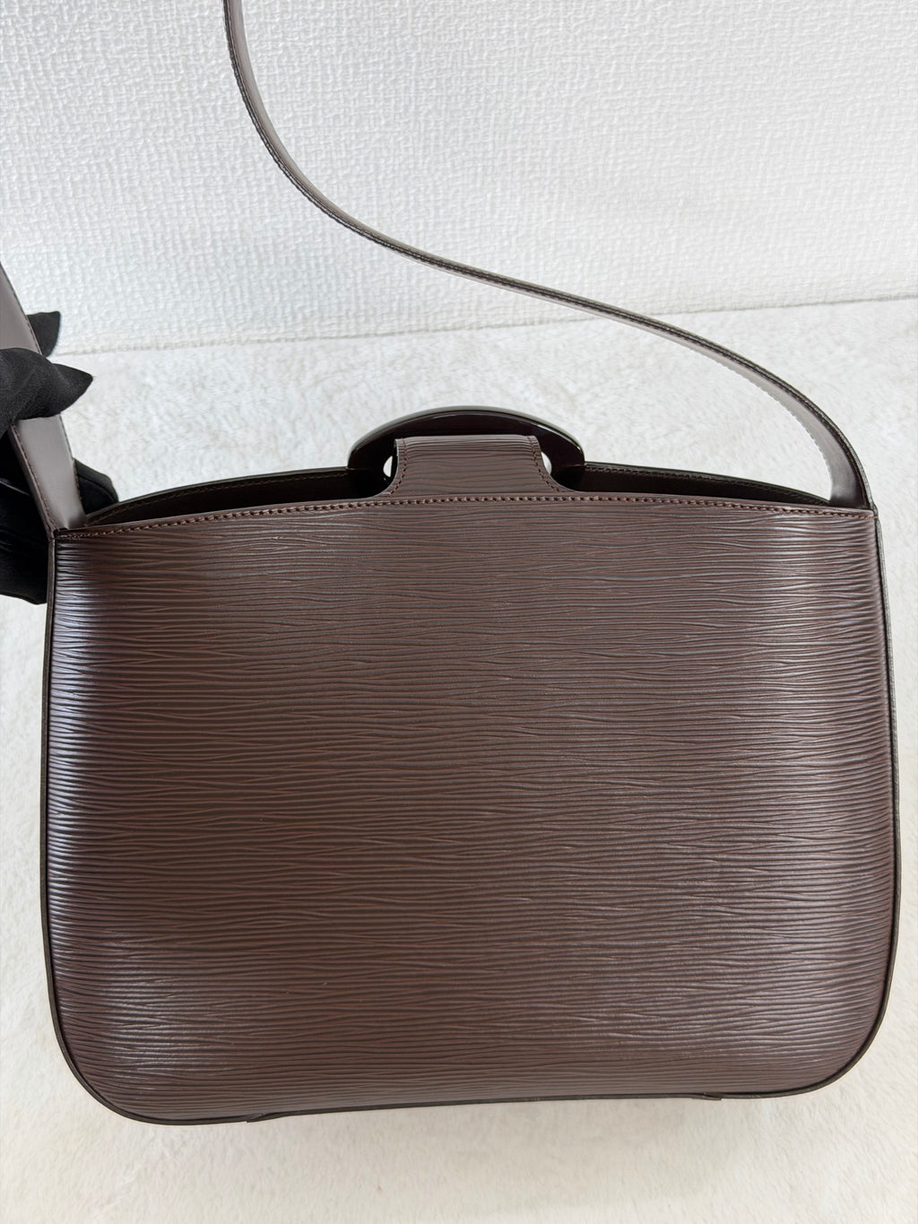 Louis Vuitton Epi Reverie Shoulder Bag