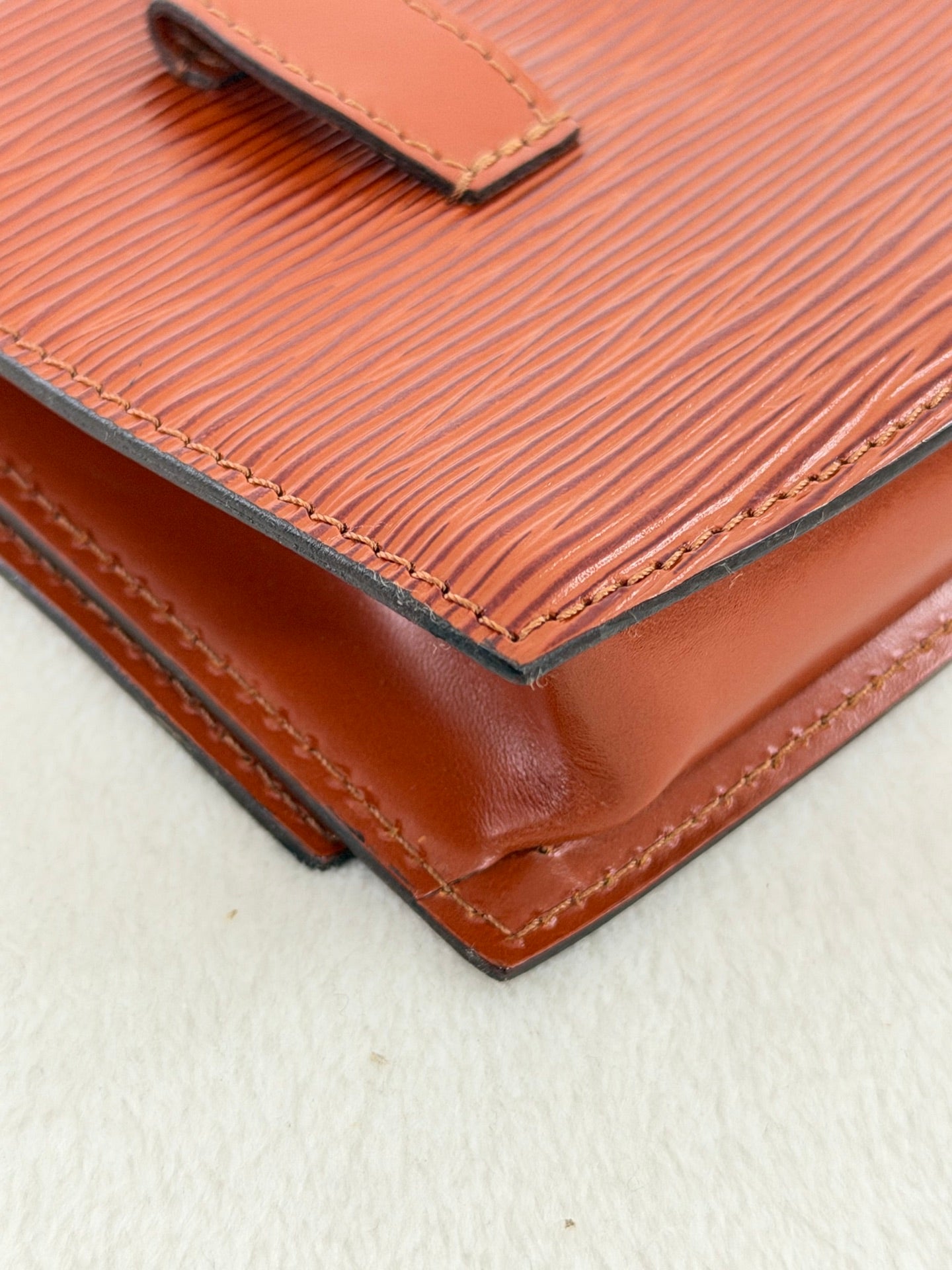 Louis Vuitton Epi Pochette Ceinture Tilsitt Waist Bag