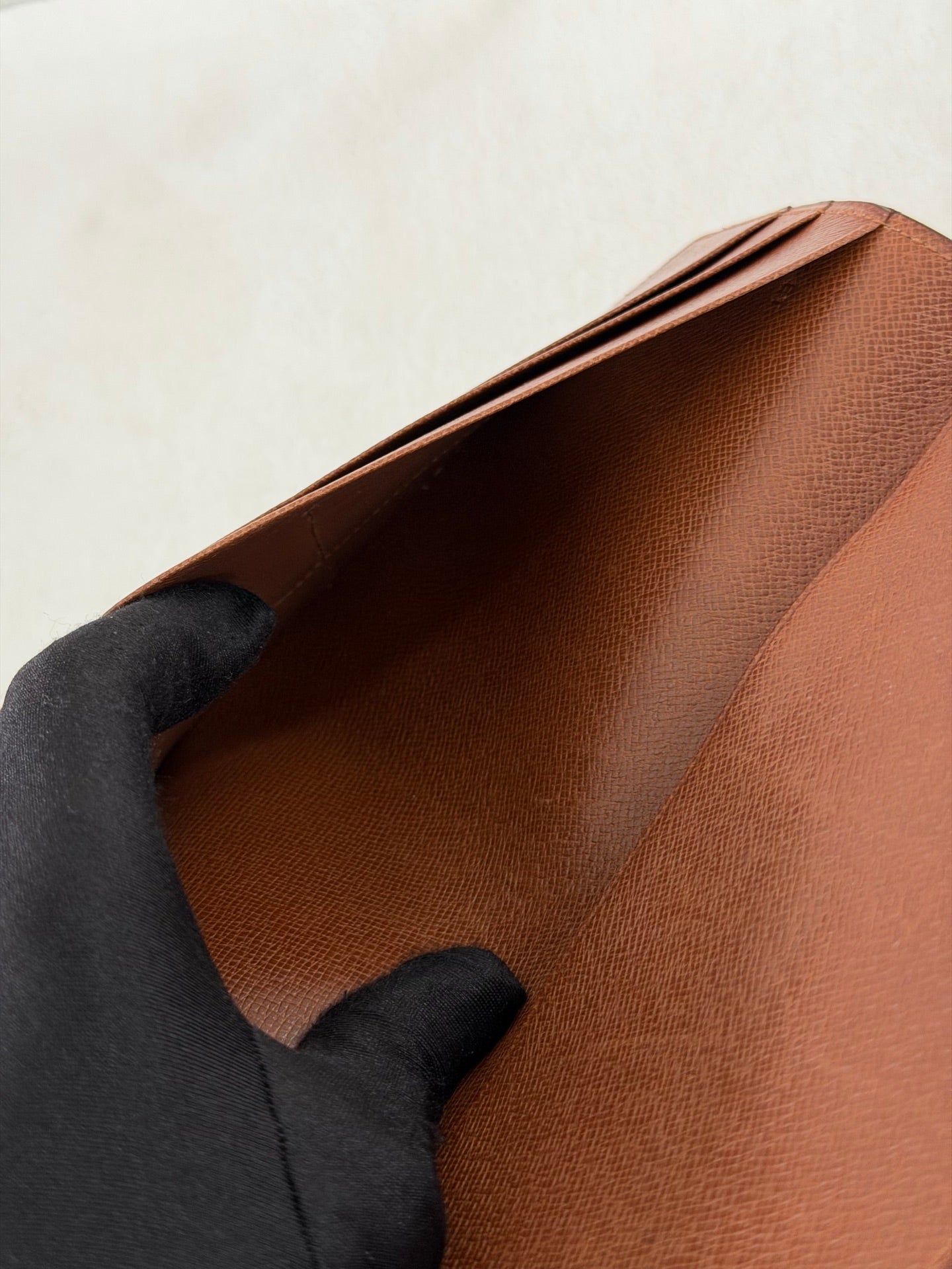 LOUIS VUITTON Monogram Bifold Wallet