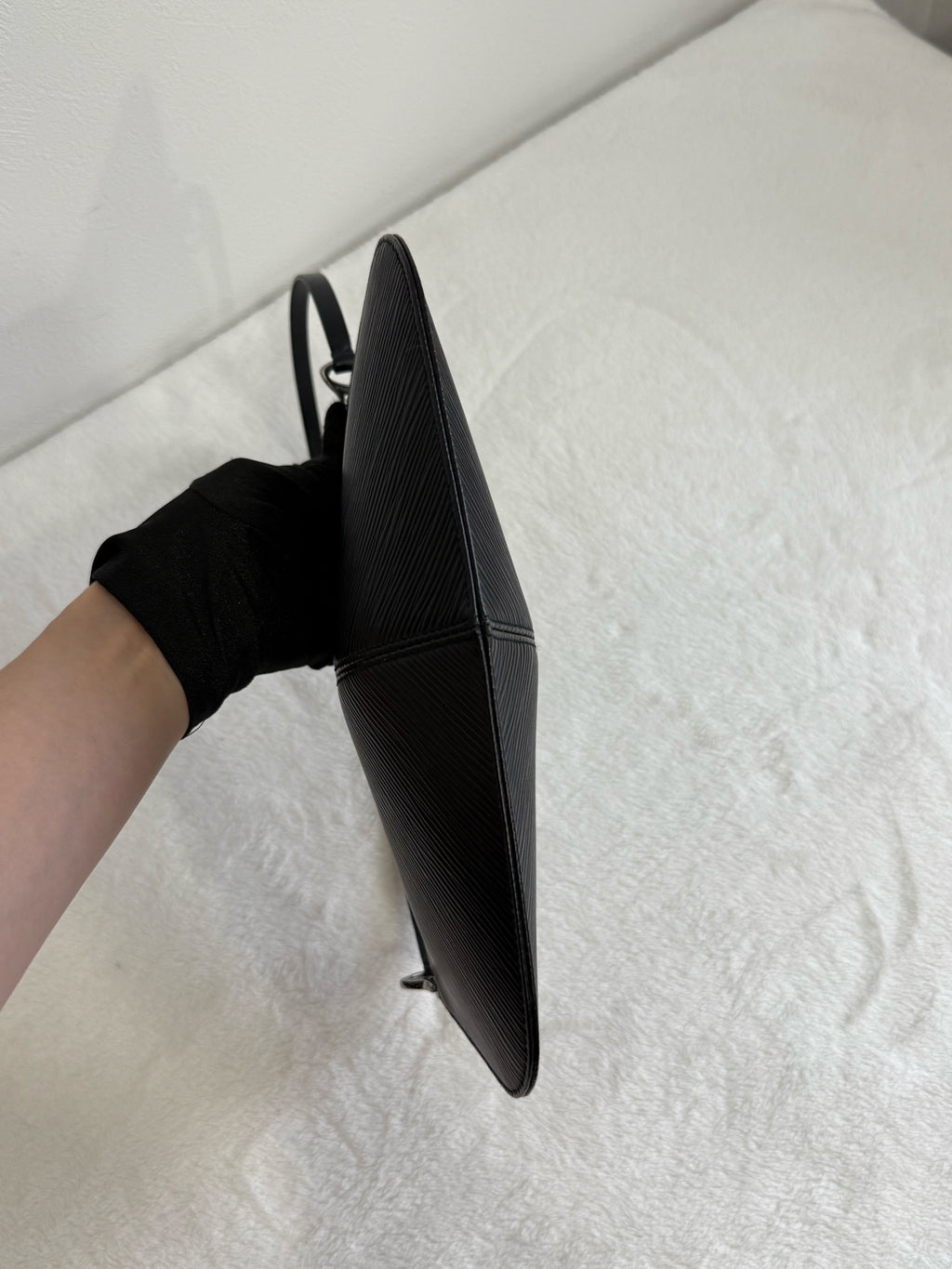 LOUIS VUITTON Epi Shoulderbag