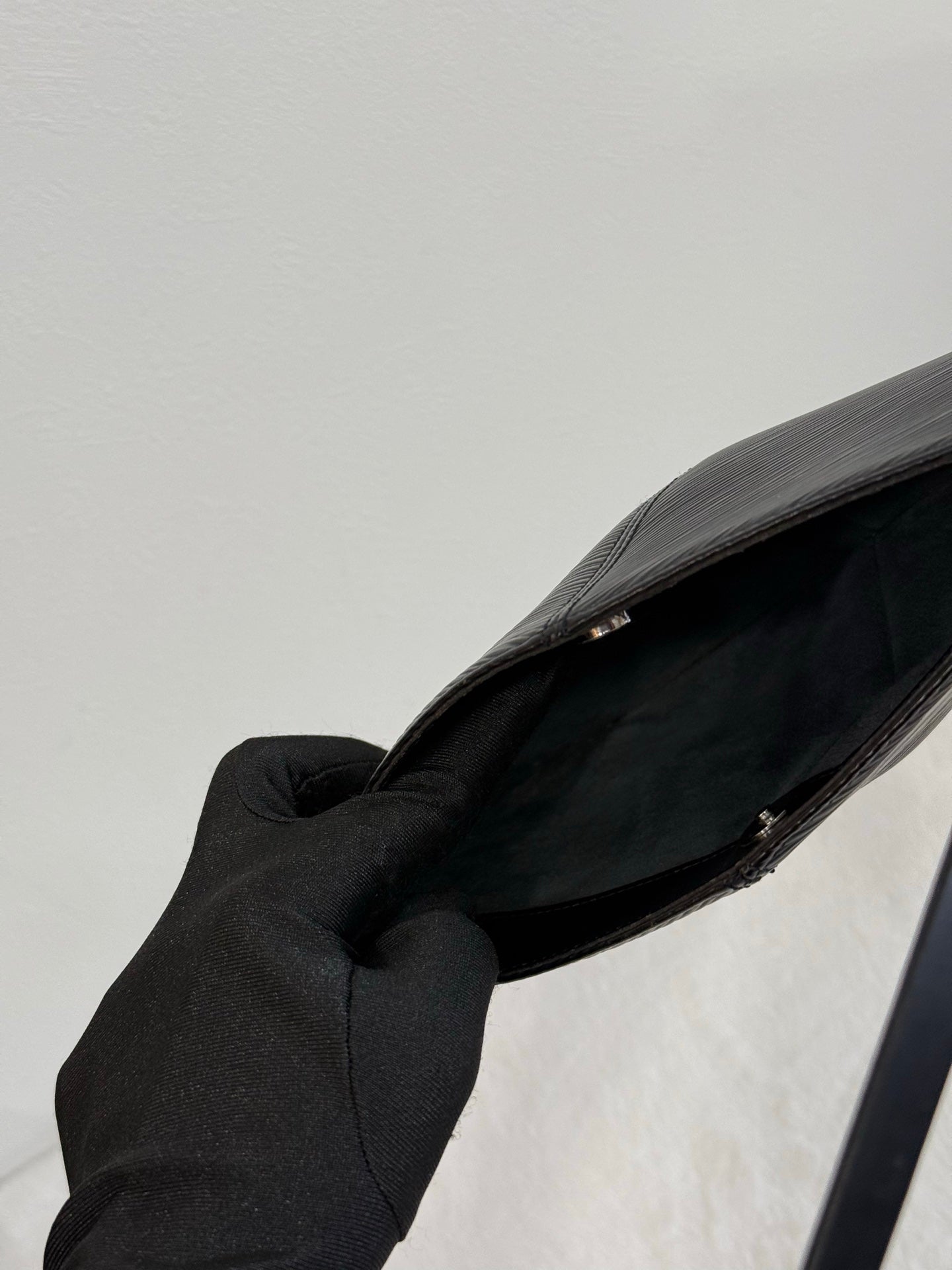 LOUIS VUITTON Epi Shoulderbag