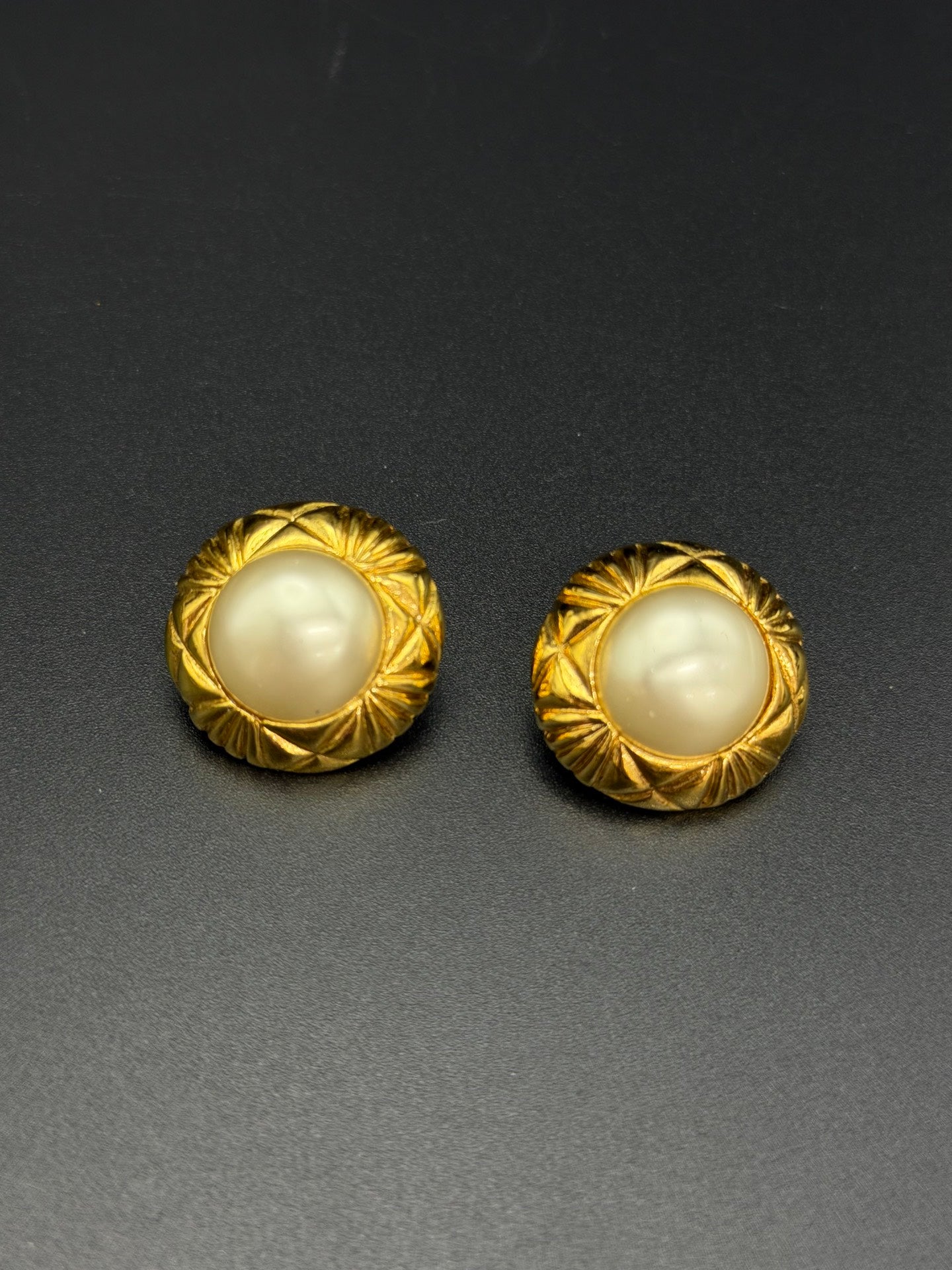 CHANEL Pearl Ear Clips