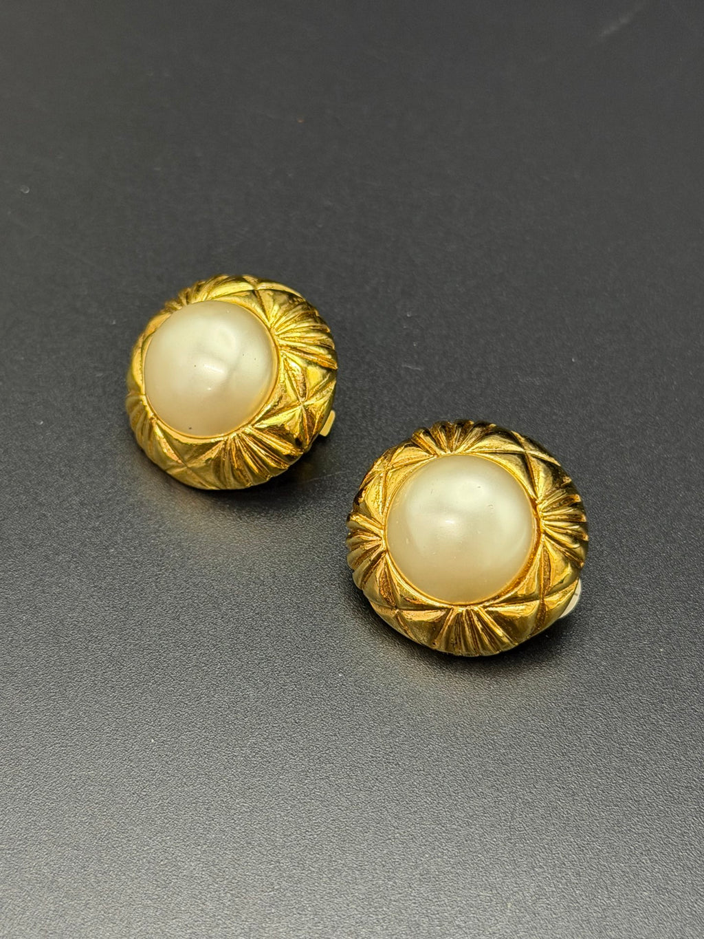 CHANEL Pearl Ear Clips