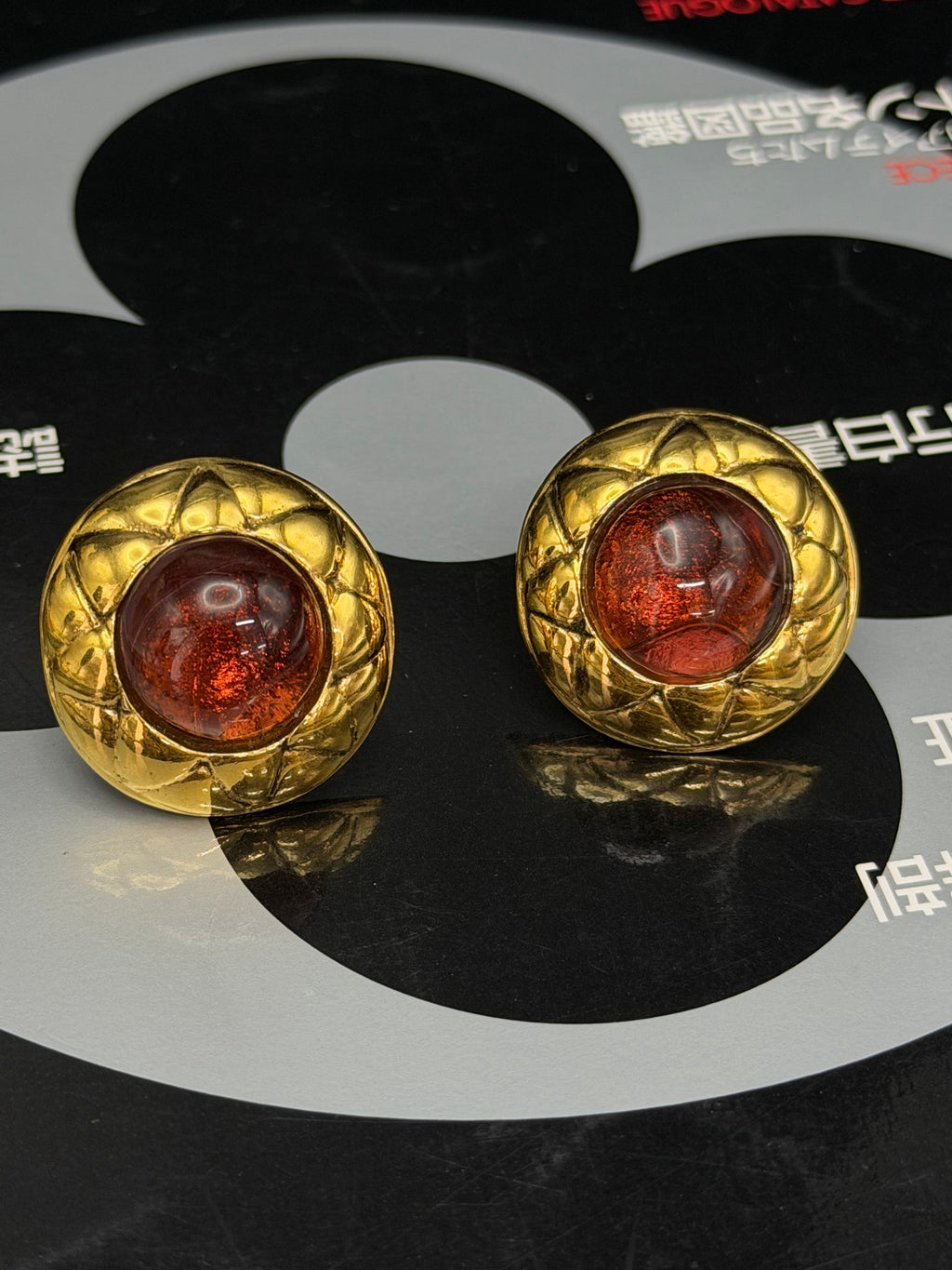 CHANEL Vintage Matelassé Ear Clips