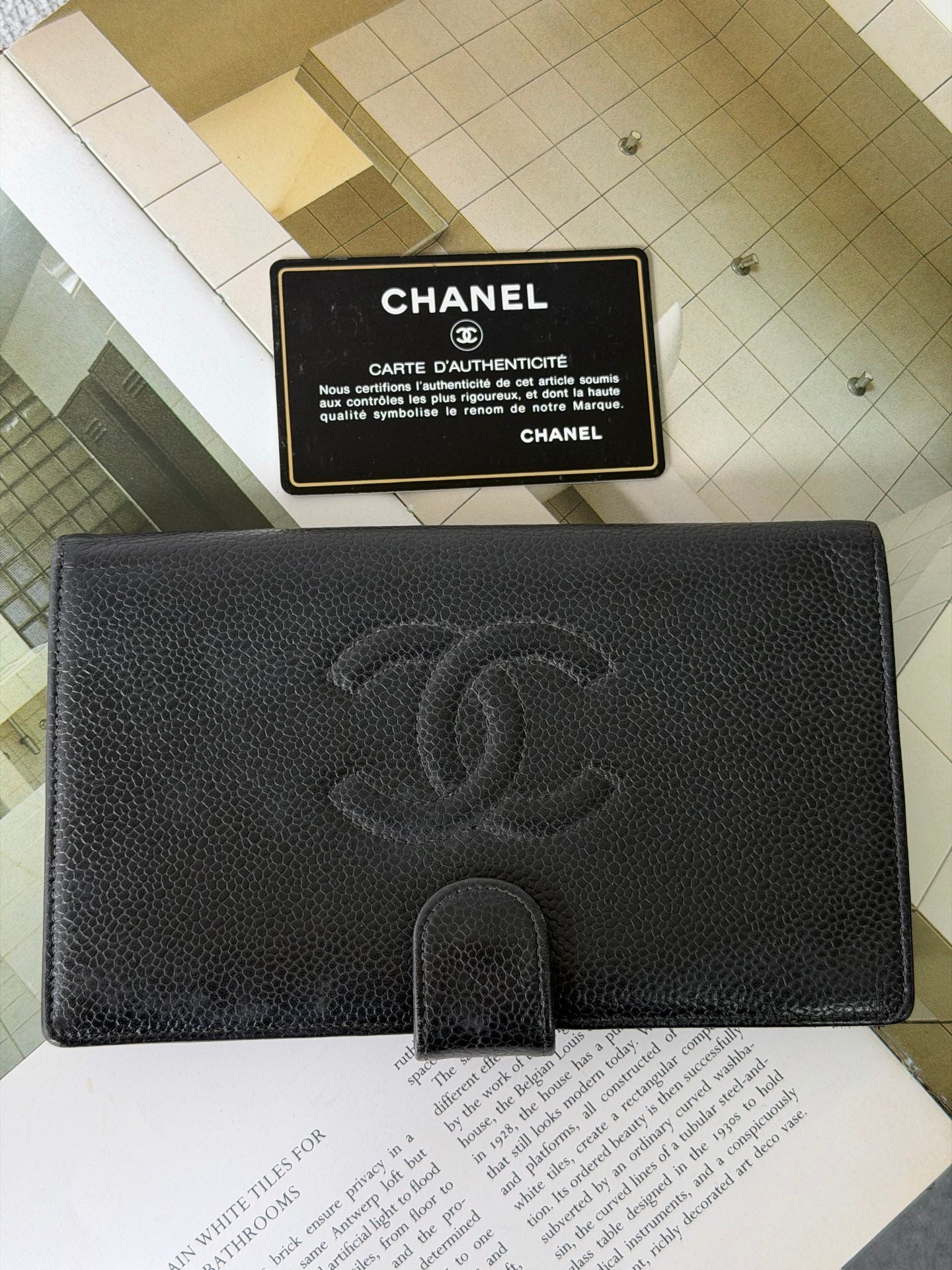 CHANEL Double-C Cavier Bifold Wallet
