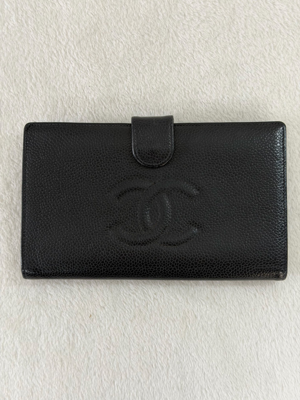 CHANEL Double-C Cavier Bifold Wallet