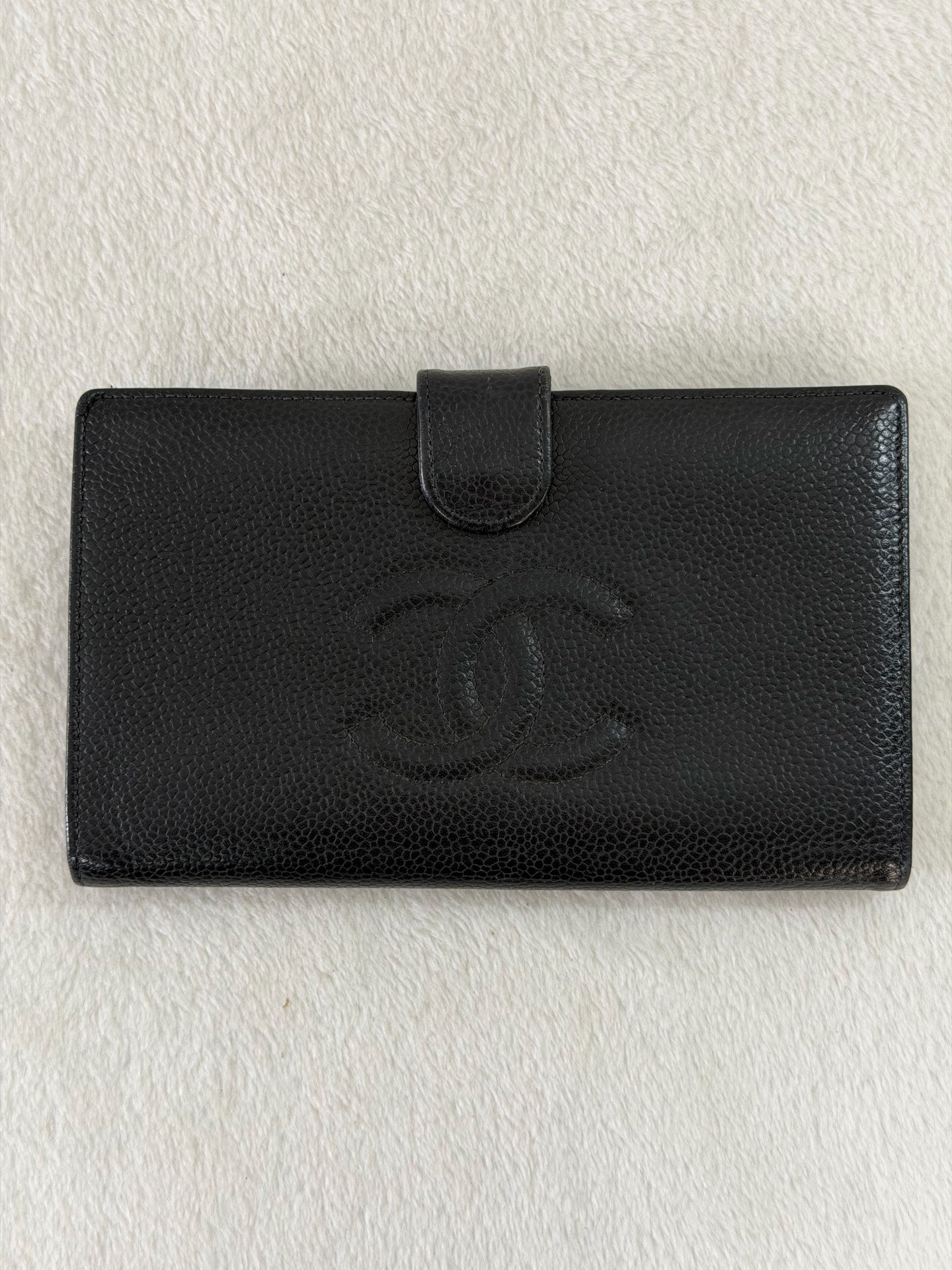 CHANEL Double-C Cavier Bifold Wallet