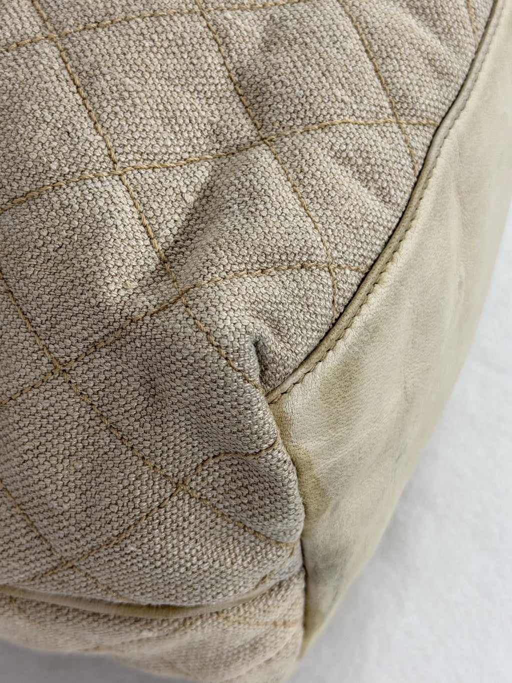 Chanel Vintage Beige Linen Quilted Drawstring Bucket Bag